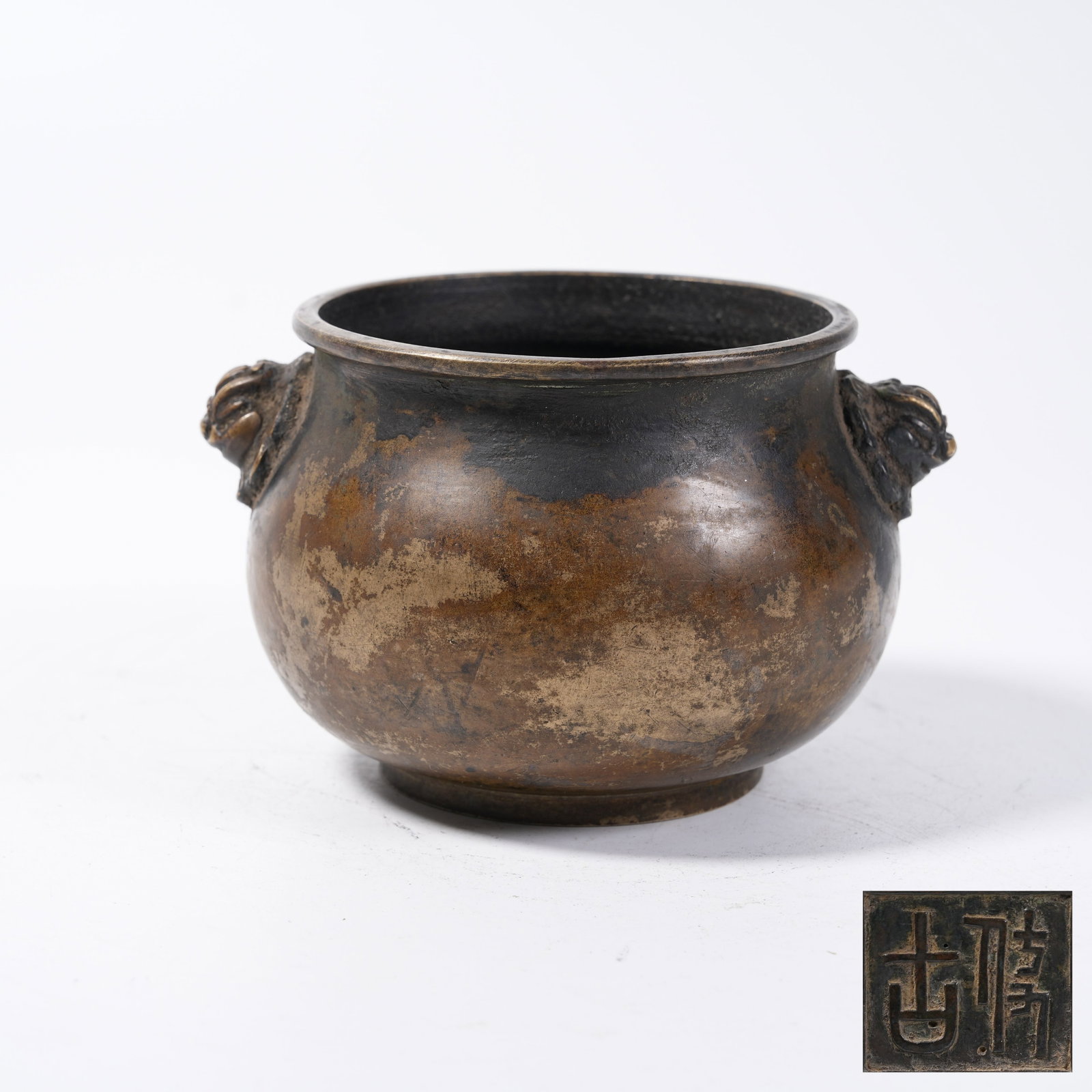 A BRONZE CENSER WITH HEAVENLY ROOSTER EARS: Bronze Censer with Heavenly Rooster Ears