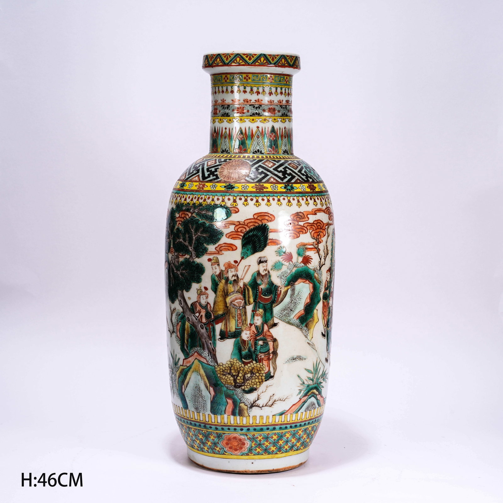 A CLUB-SHAPED VASE WITH OPERA FIGURE STORIES PATTERN IN WUCAI ENAMEL: Club-shaped Vase with Opera Figure Stories Pattern in Wucai Enamel