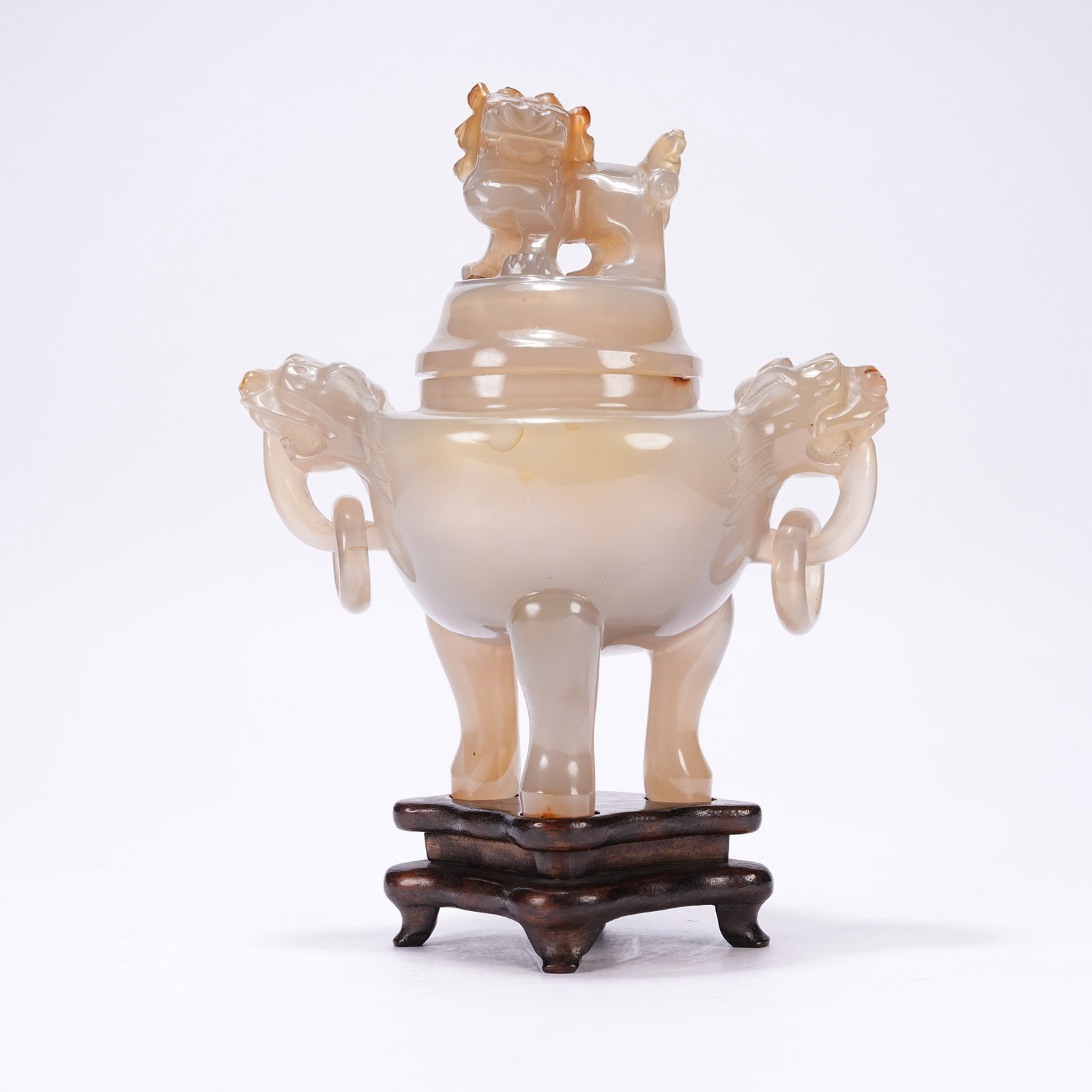 A AGATE CENSER WITH LION KNOB AND BEAST-HEAD DECORATION: Agate Censer with Lion Knob and Beast-head Decoration