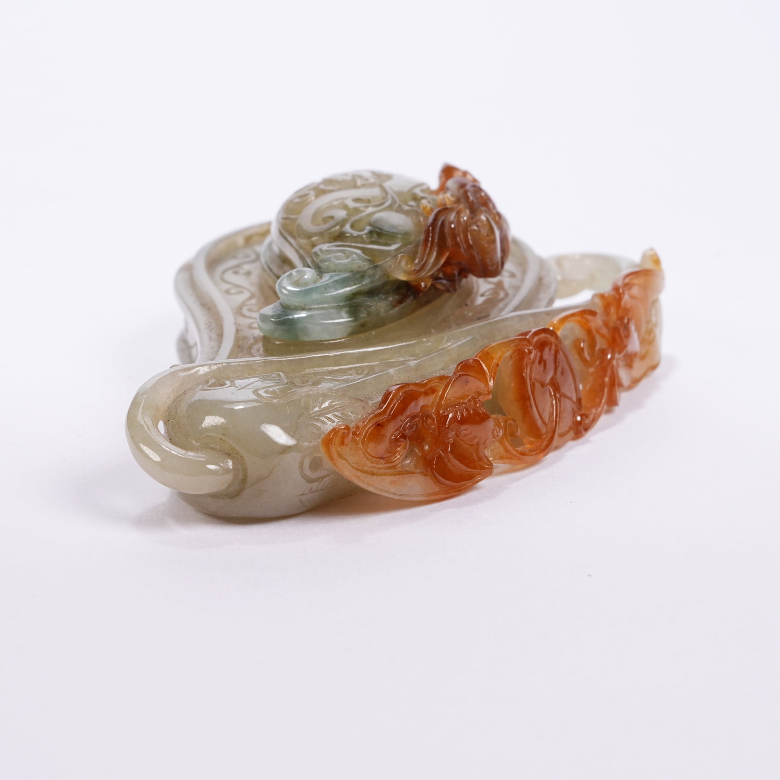 A JADEITE DRAGON PATTERN SACHET - 4