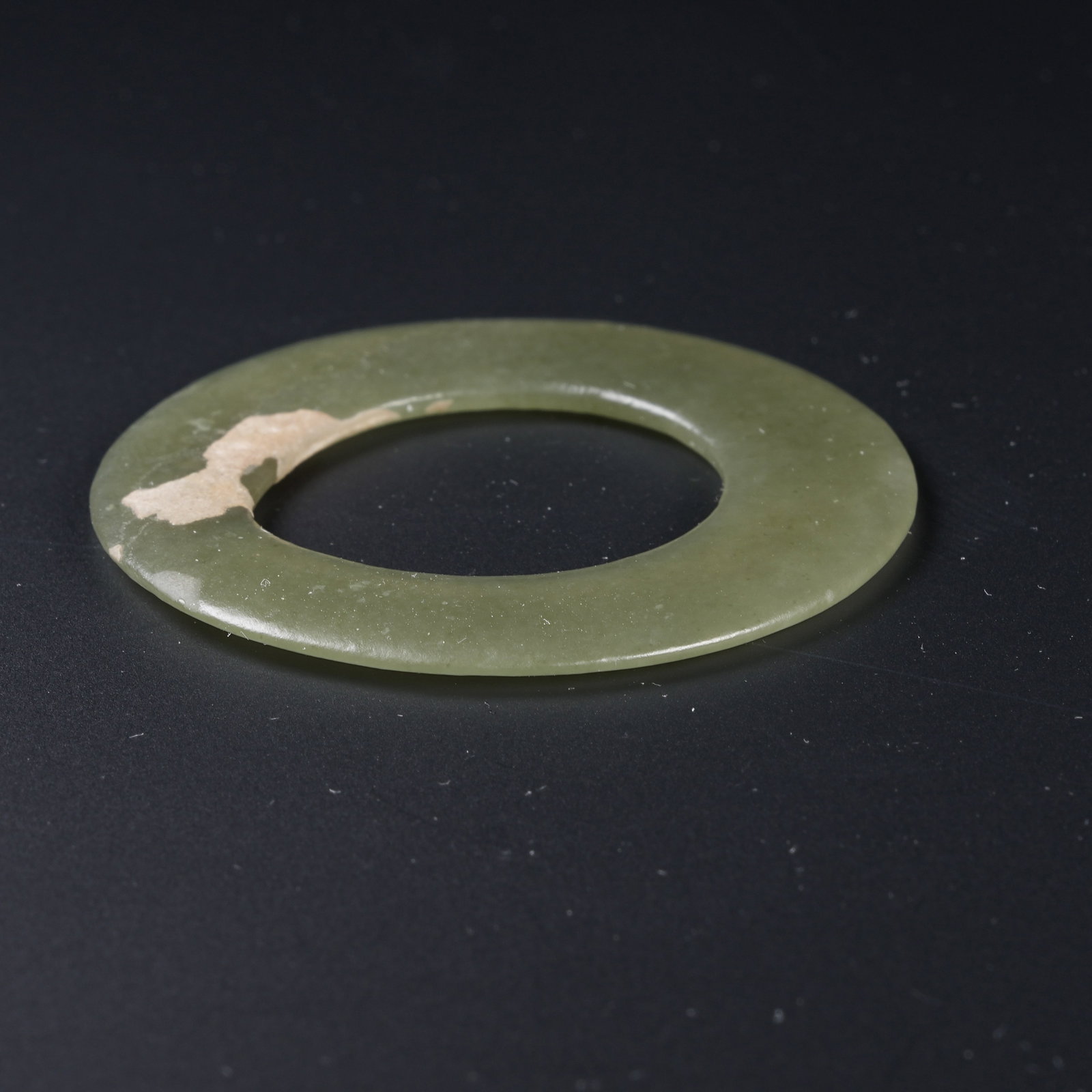 A ANCIENT JADE RING - 5