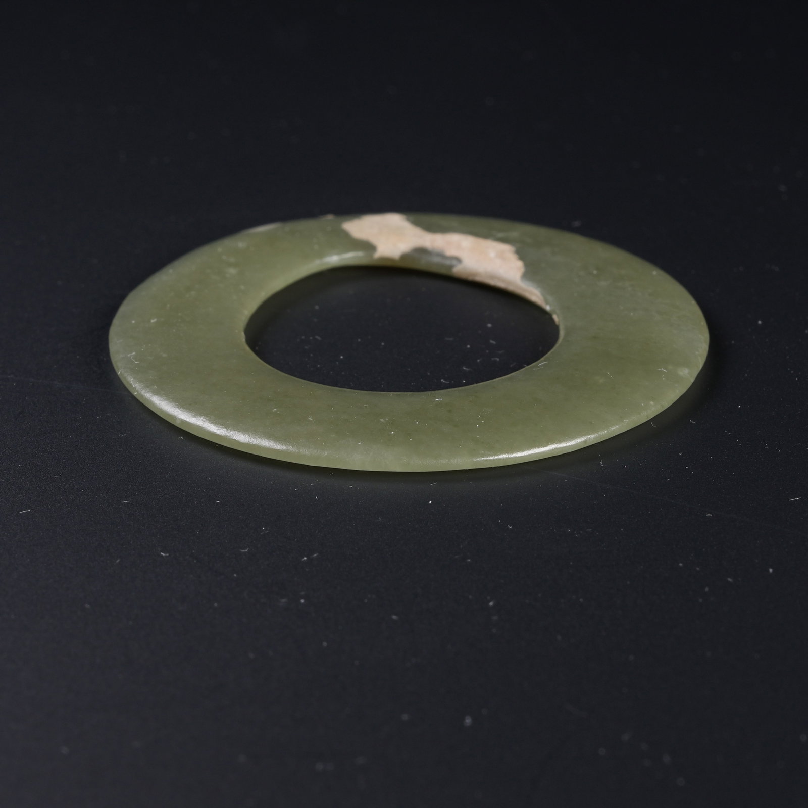 A ANCIENT JADE RING - 6