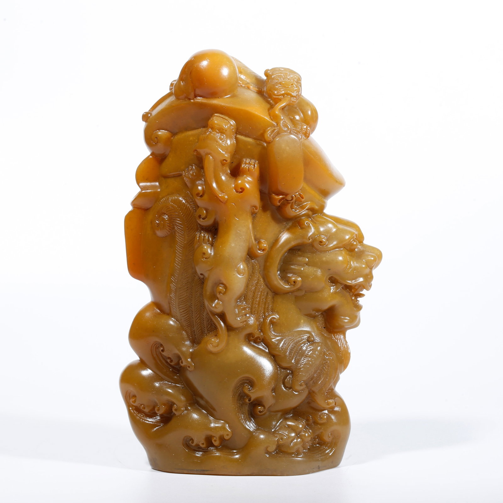 A ORNAMENT CARVED WITH BEAST PATTERN FROM SHOUSHAN STONE: Ornament carved with beast pattern from Shoushan stone