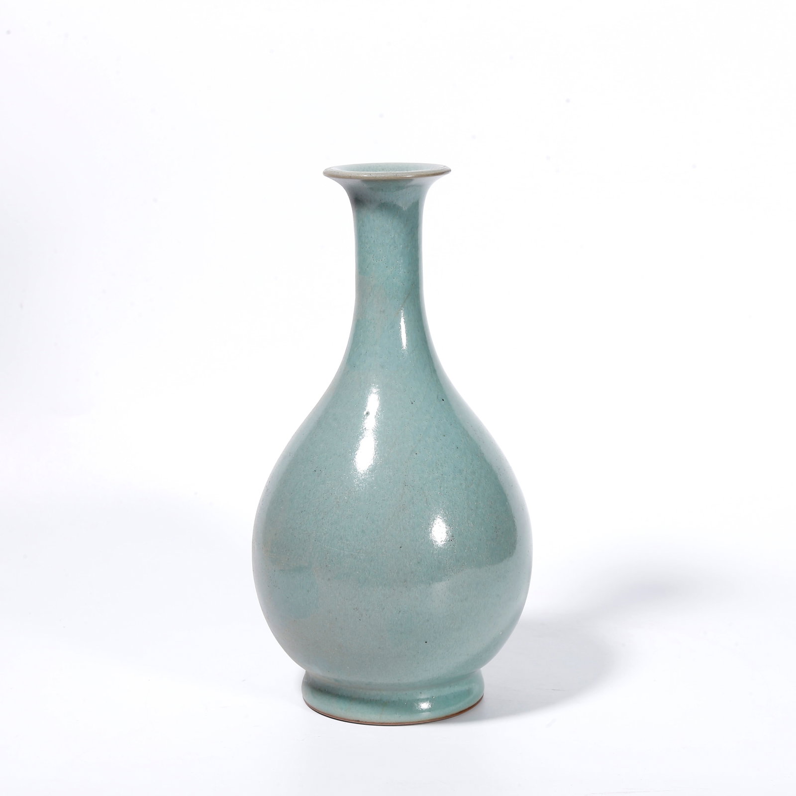 A RU KILN YUHUCHUN VASE (1 of 9)