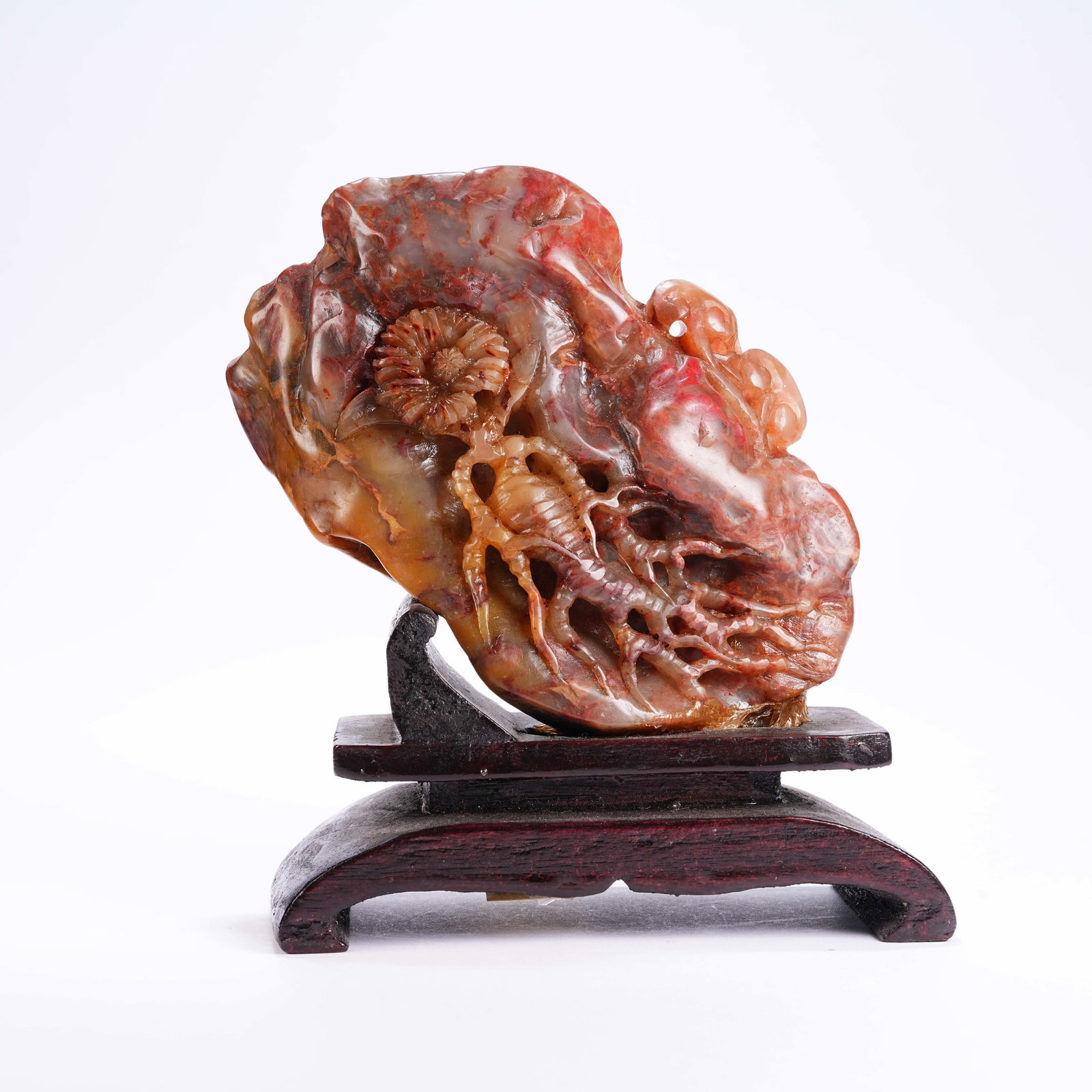 A SHOUSHAN STONE AUSPICIOUS ORNAMENT: Shoushan Stone Auspicious Ornament