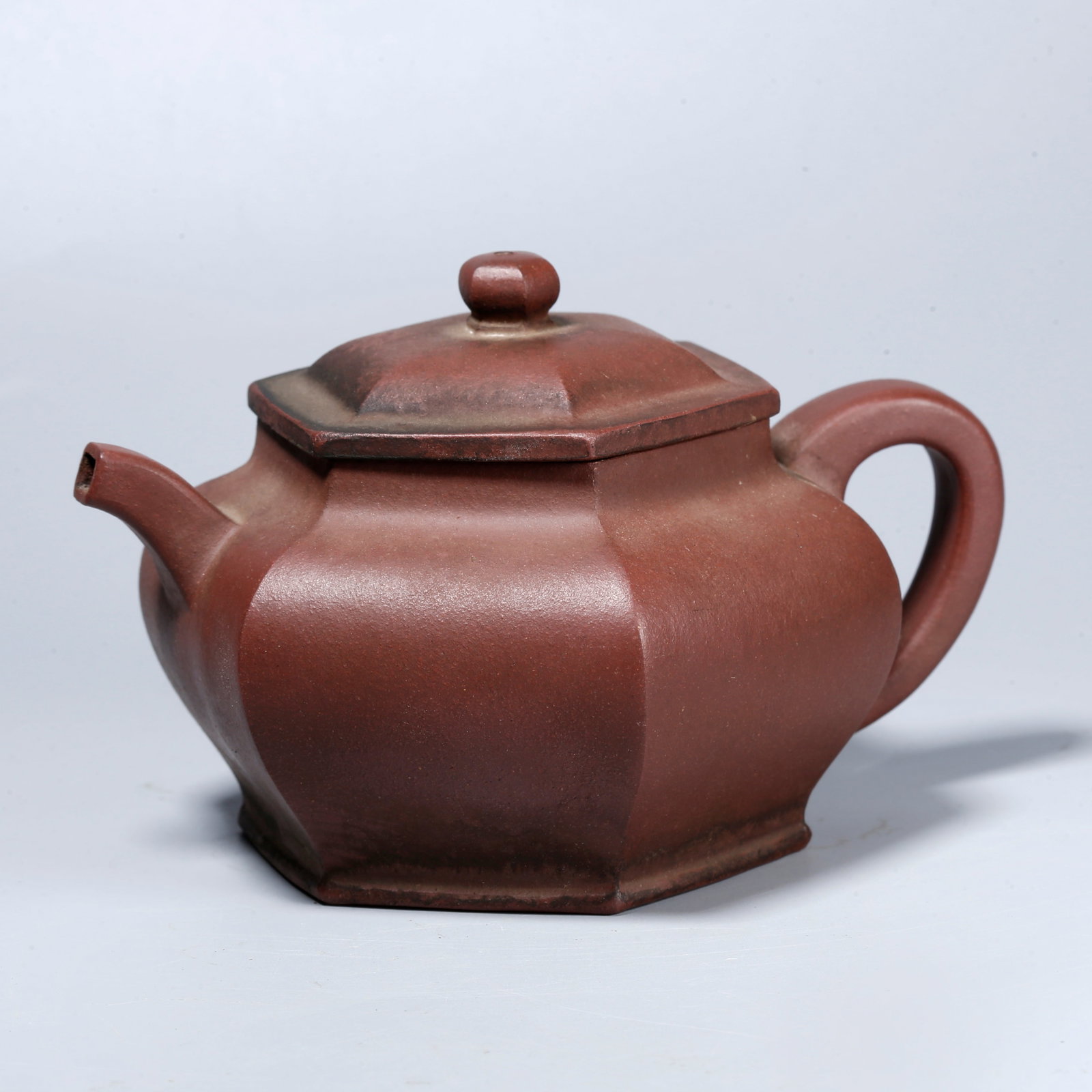 A ZISHA CARVED EWER (1 of 9)