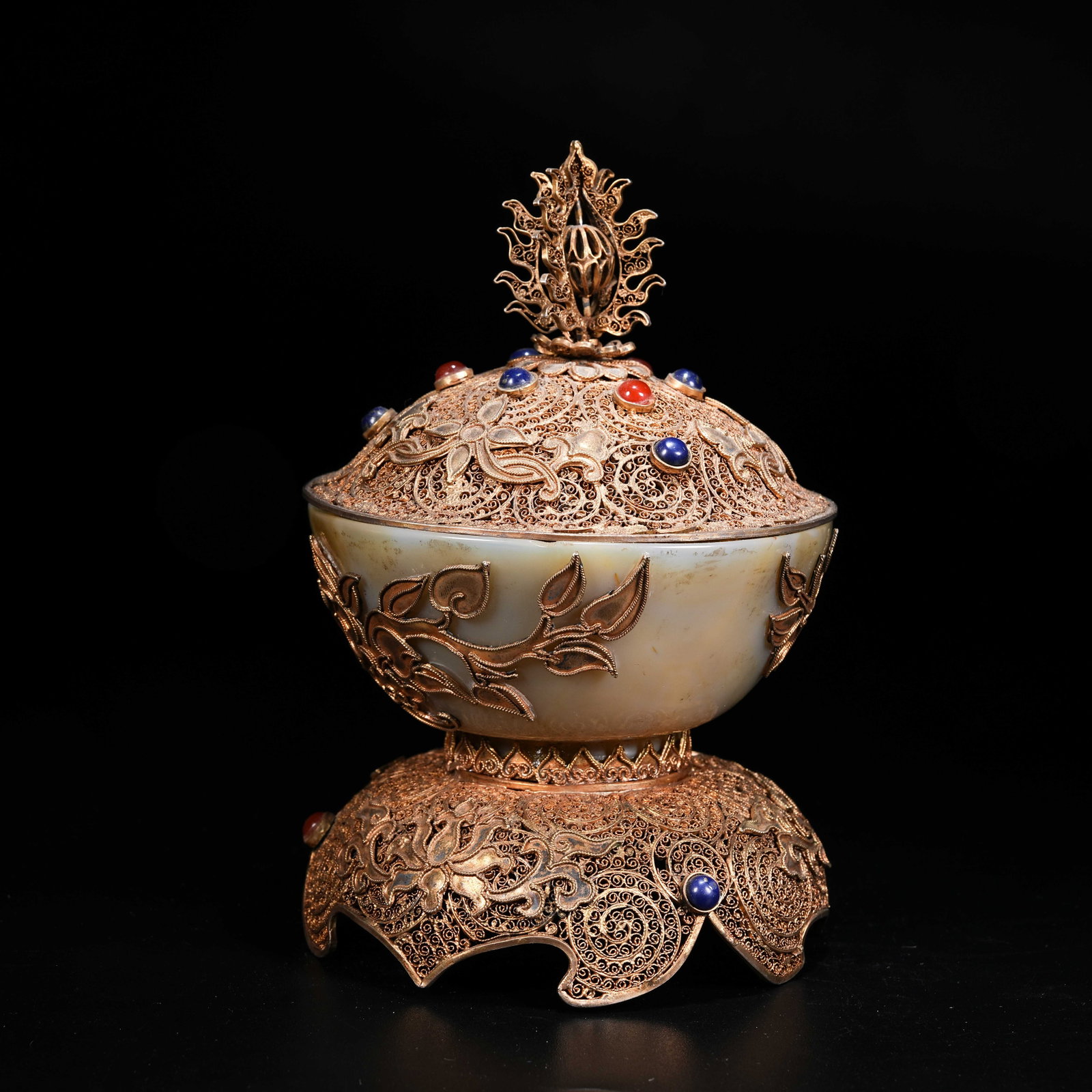 A SILVER WRAPPED AGATE OFFERING BOWL (1 of 10)