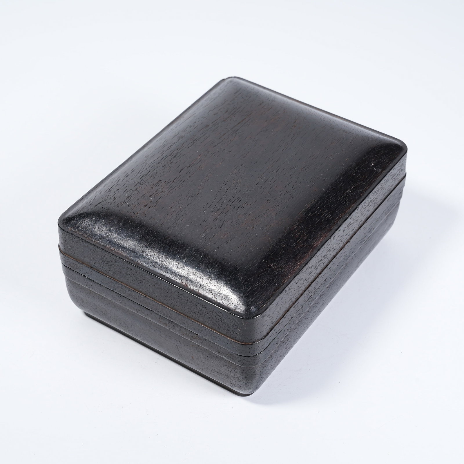 A RED SANDALWOOD COVERED BOX (1 of 9)