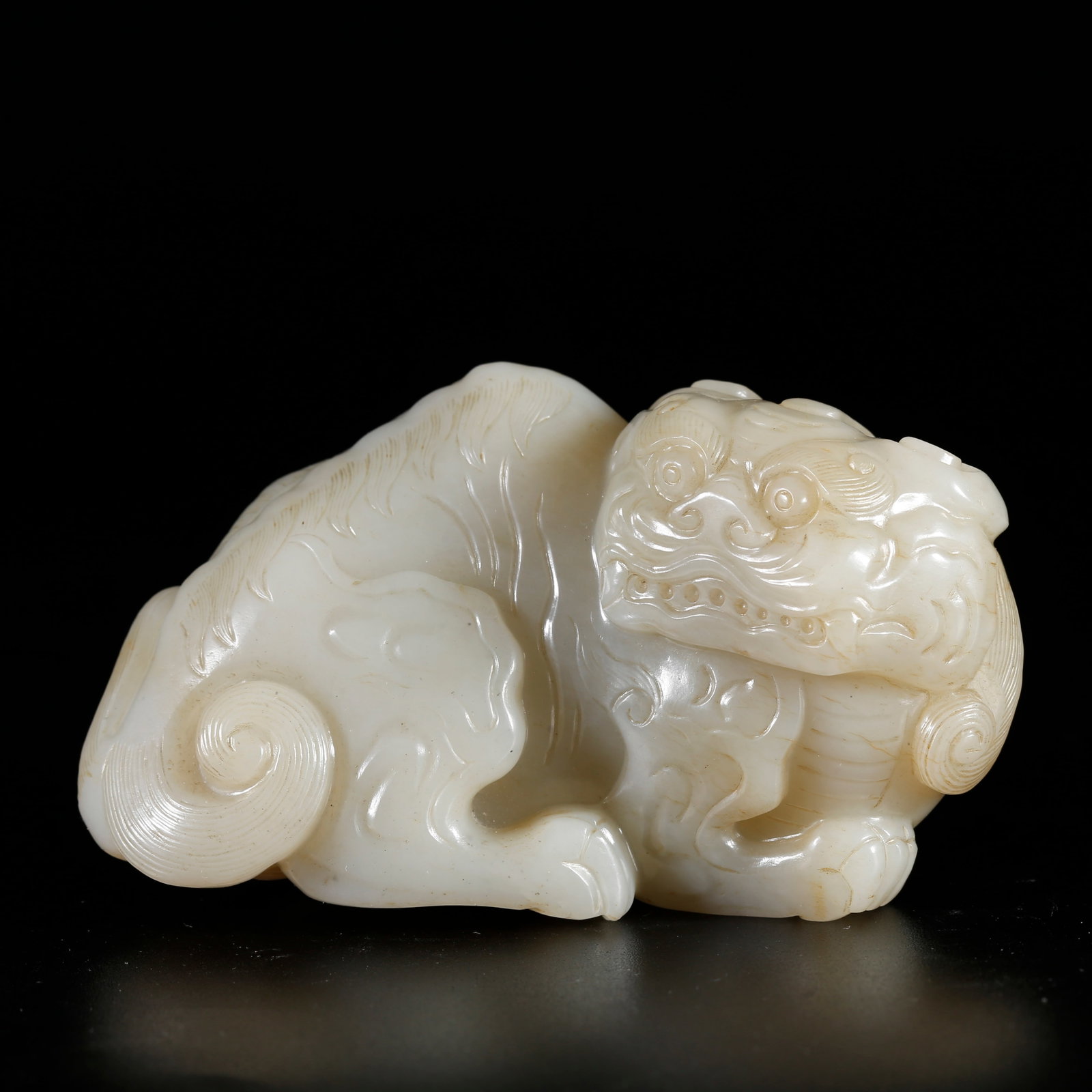 A HETIAN JADE ORNAMENT IN TIGER SHAPE: Hetian Jade Ornament in Tiger Shape