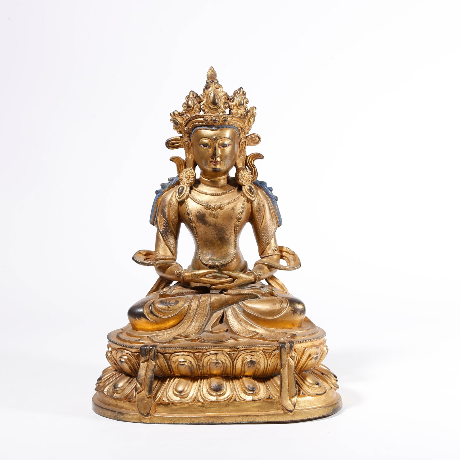 A GILDED BRONZE BUDDHA STATUE - 10