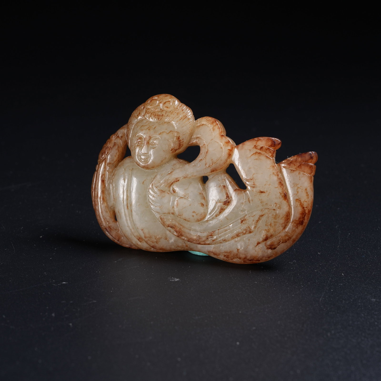 A ANCIENT JADE FLYING APSARAS ORNAMENT: Ancient Jade Flying Apsaras Ornament