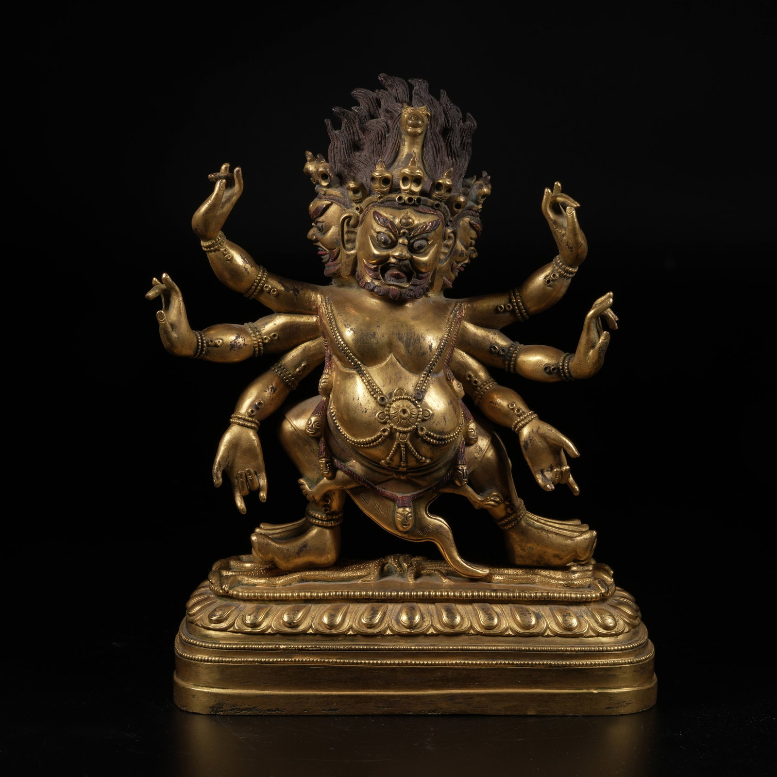 A GILT-BRONZE MAH?V?RA VAJRA STATUE (1 of 9)