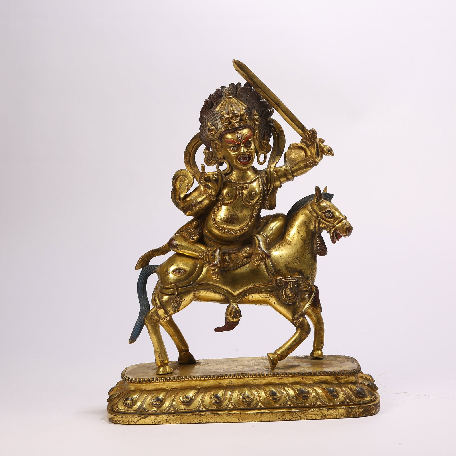 A GILT BRONZE AUSPICIOUS GODDESS FIGURE: Gilt bronze auspicious goddess figure