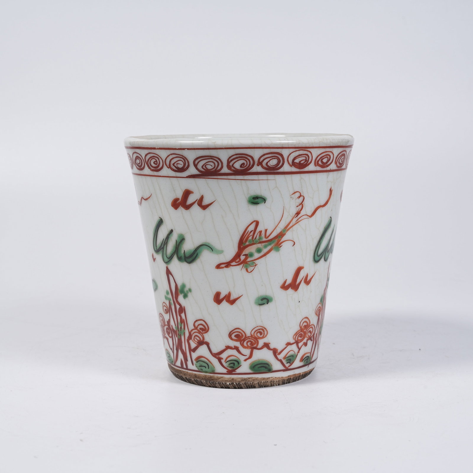 A RED AND GREEN COLOR VAT WITH FISH AND ALGAE PATTERNS: Red and Green Color Vat with Fish and Algae Patterns