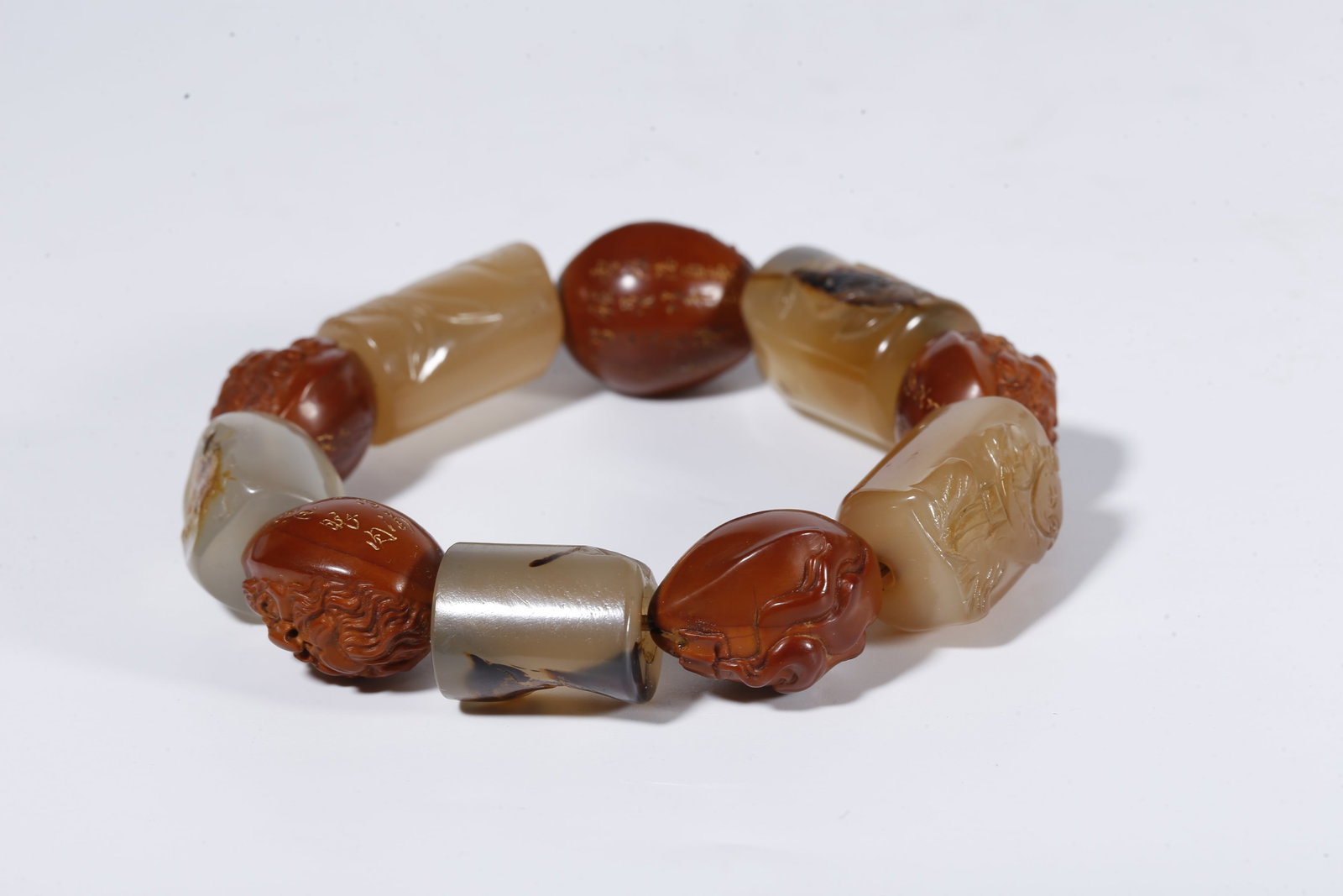 A AGATE BRACELET - 6