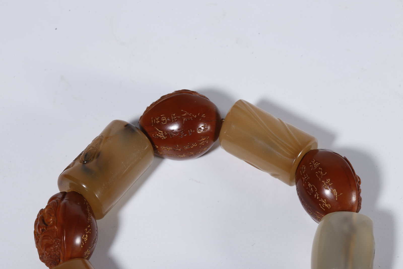 A AGATE BRACELET - 9