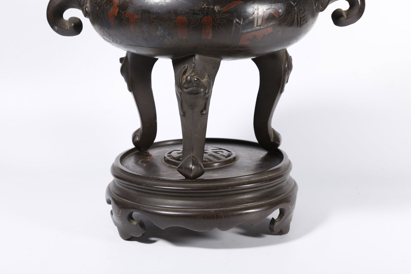 A PAINTED BRONZE CENSER WITH BEAST-SHAPED KNOBS - 3