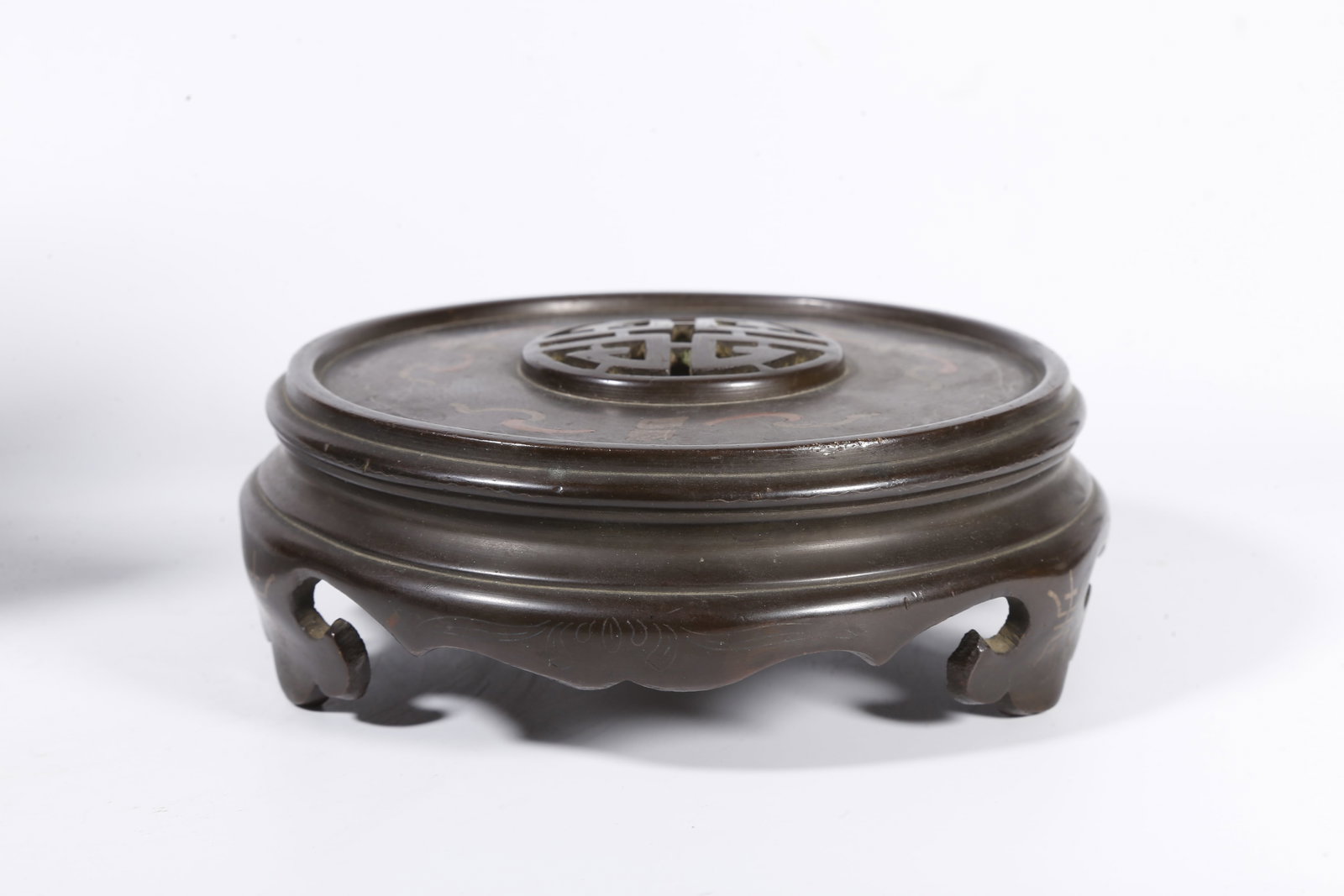 A PAINTED BRONZE CENSER WITH BEAST-SHAPED KNOBS - 7