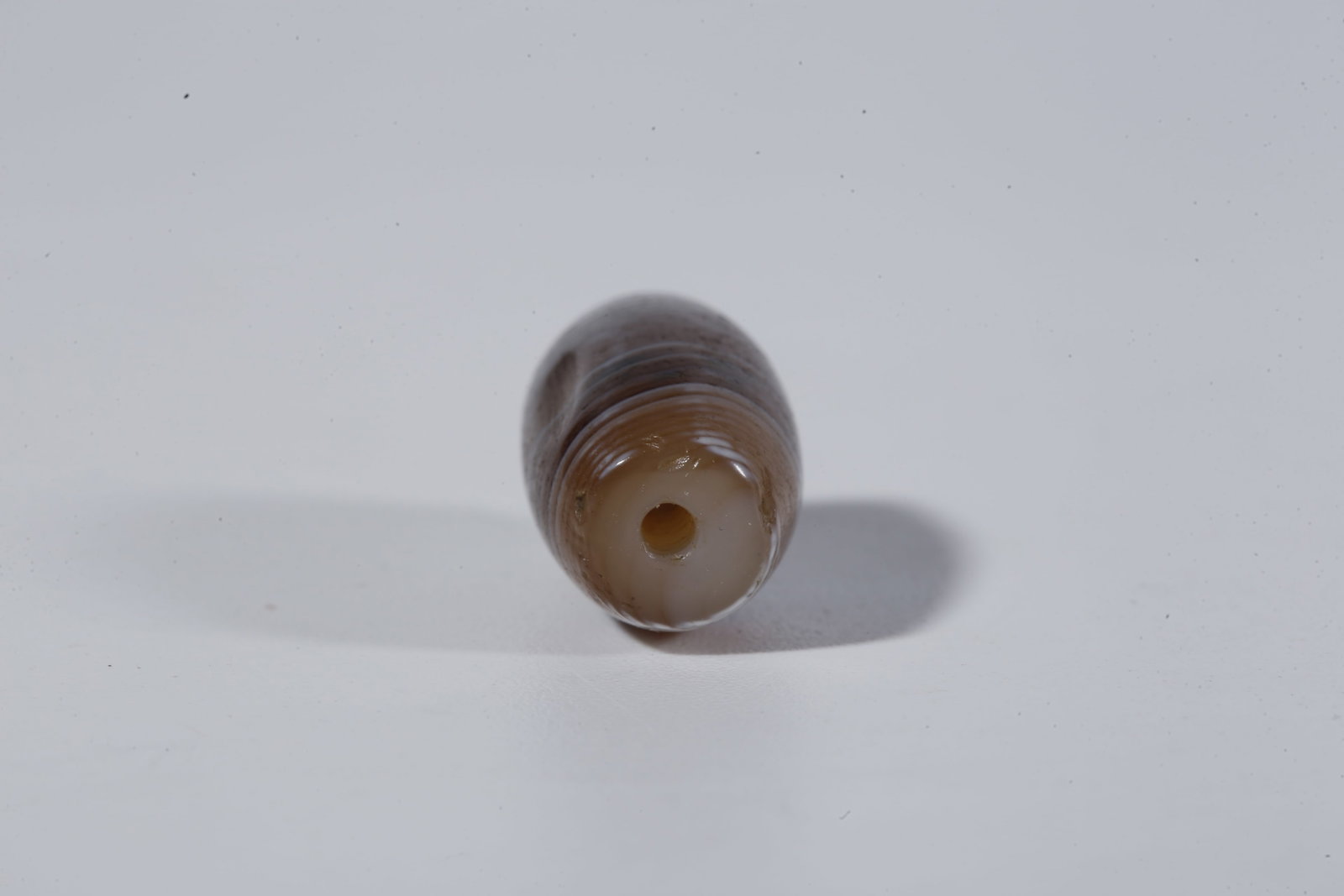 A THREAD-WRAPPED AGATE DZI BEAD - 7