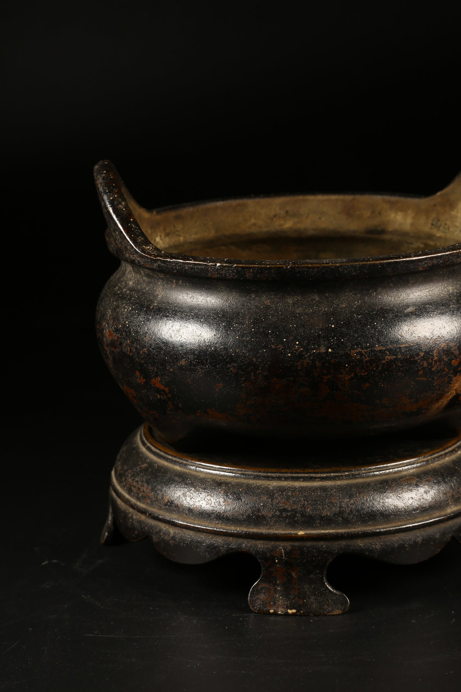 A BRONZE CENSER - 5