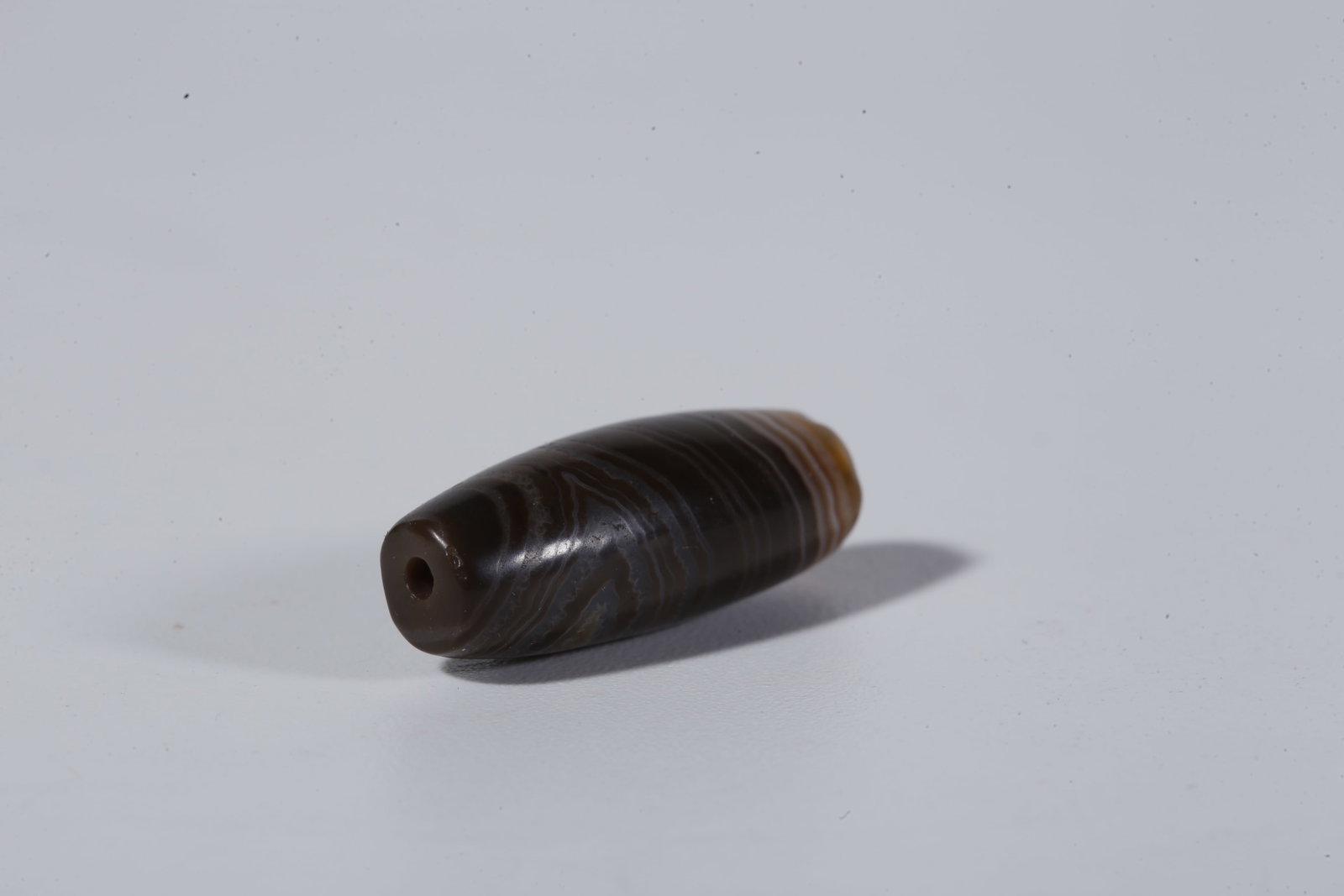 A THREAD-WRAPPED AGATE DZI BEAD - 6