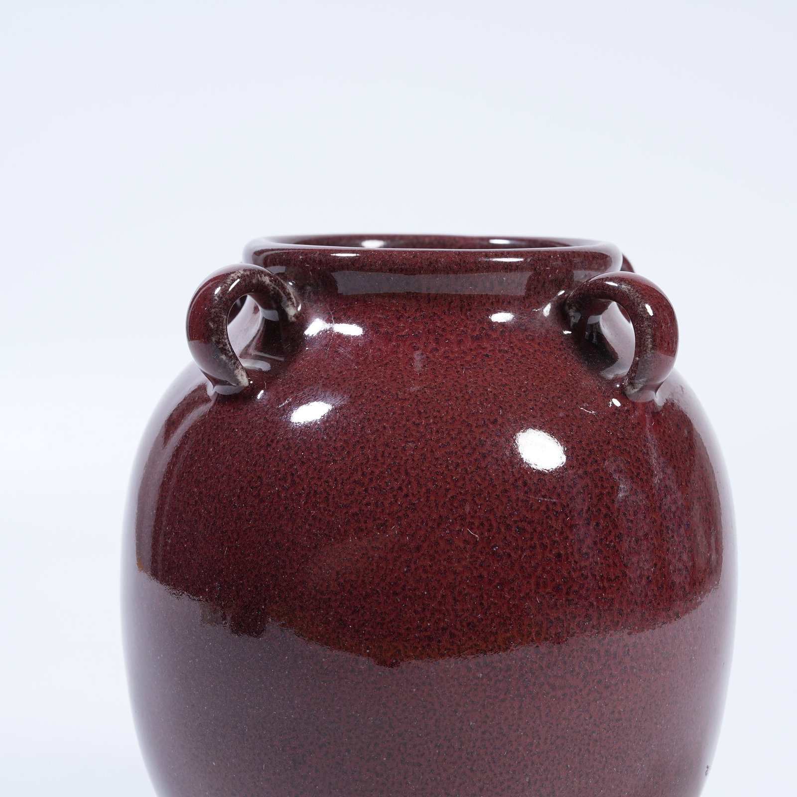 A BEAN RED GLAZE FOUR-LOOP JAR - 5