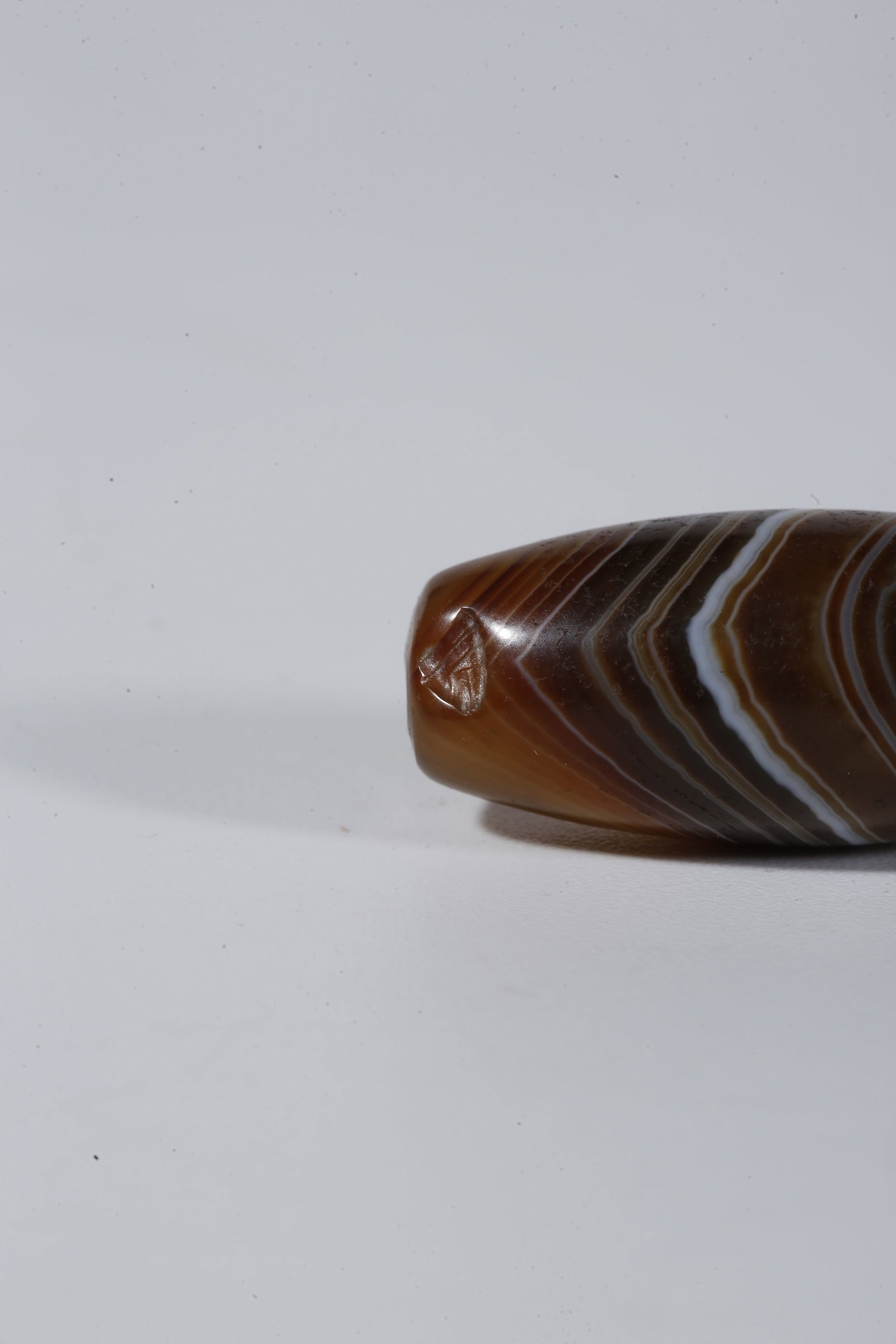 A THREAD-WRAPPED AGATE DZI BEAD - 6