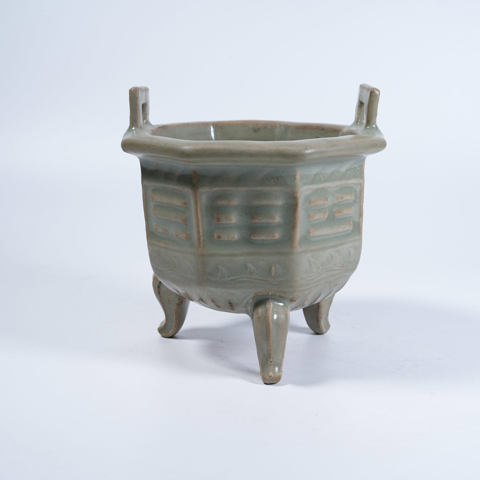 A BAGUA PATTERN CENSER OF LONGQUAN KILN: Bagua Pattern Censer of Longquan Kiln
