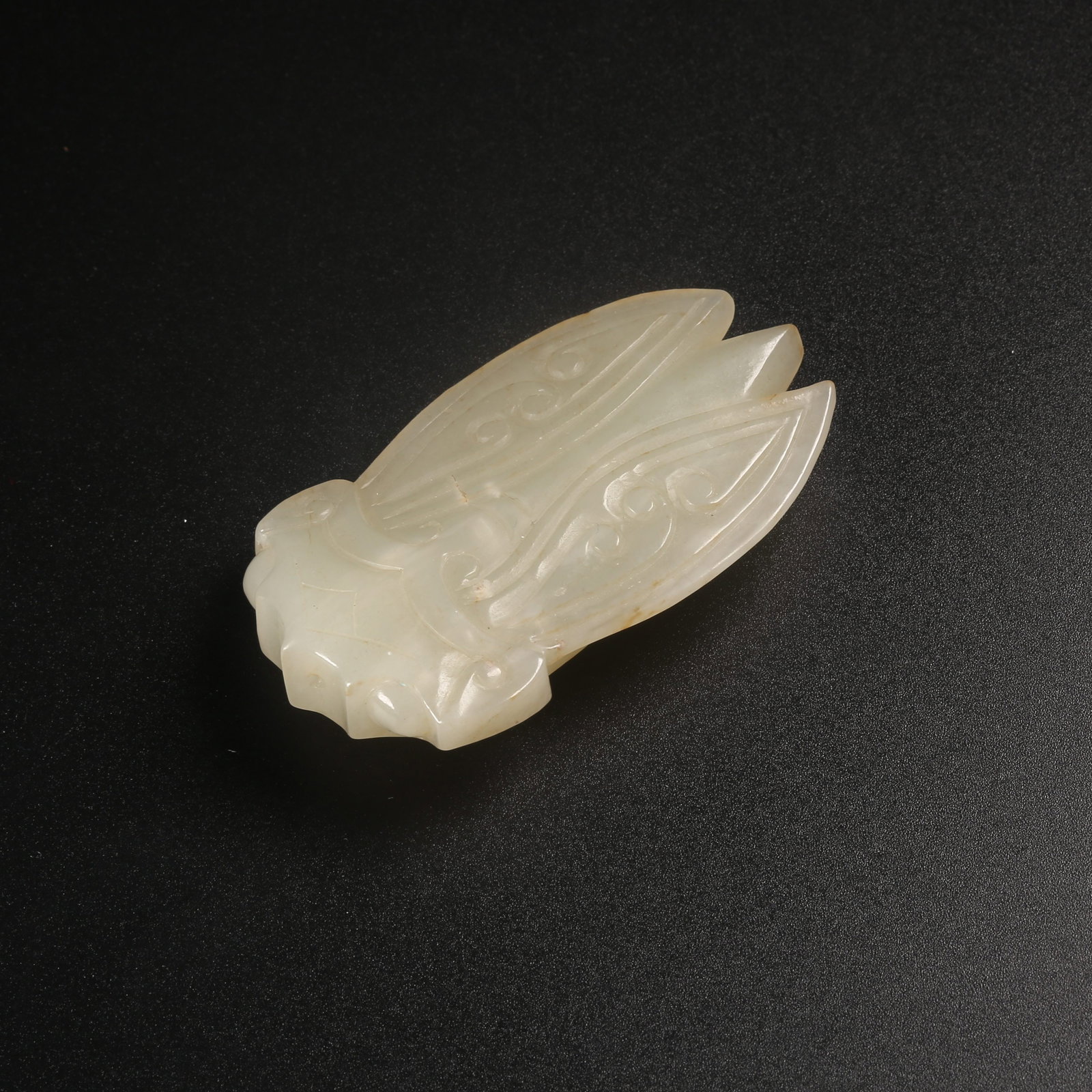 A HETIAN JADE CICADA: Hetian jade cicada