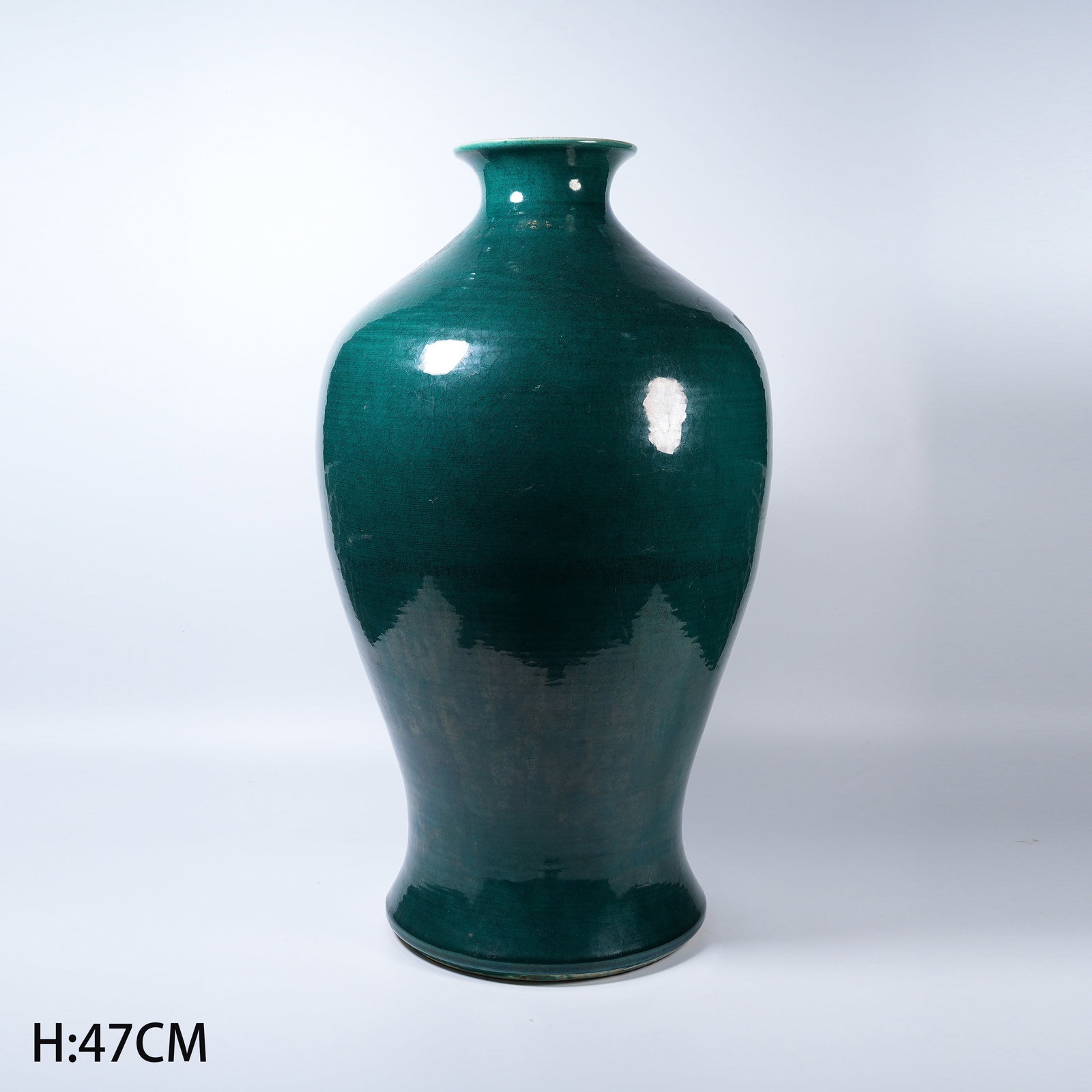 A GREEN GLAZE PLUM VASE (1 of 9)
