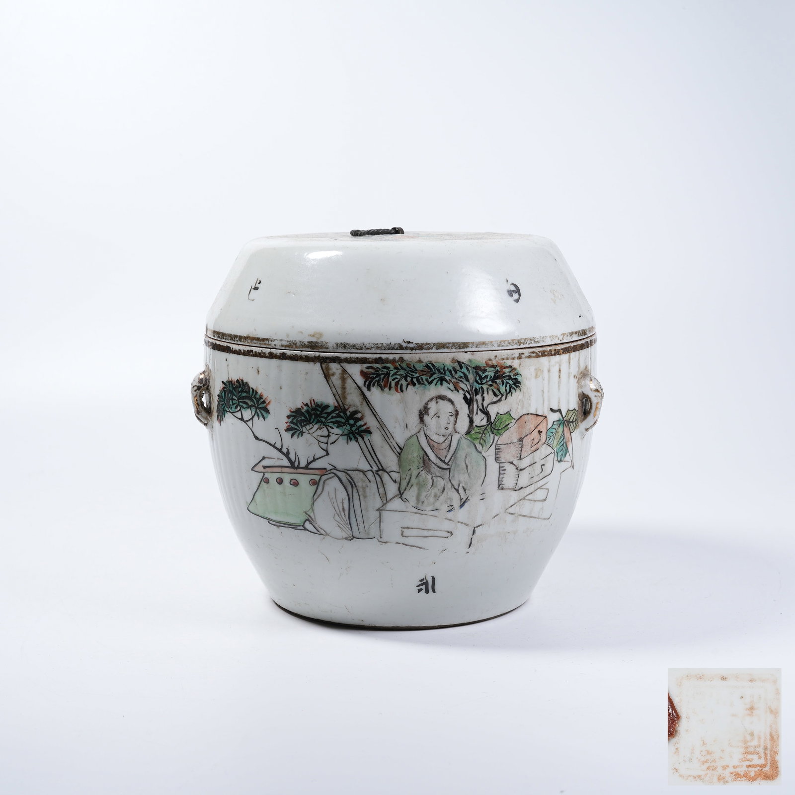 A FOUR-HANDLED JAR WITH WUCAI NARRATIVE FIGURE PATTERN (1 of 9)