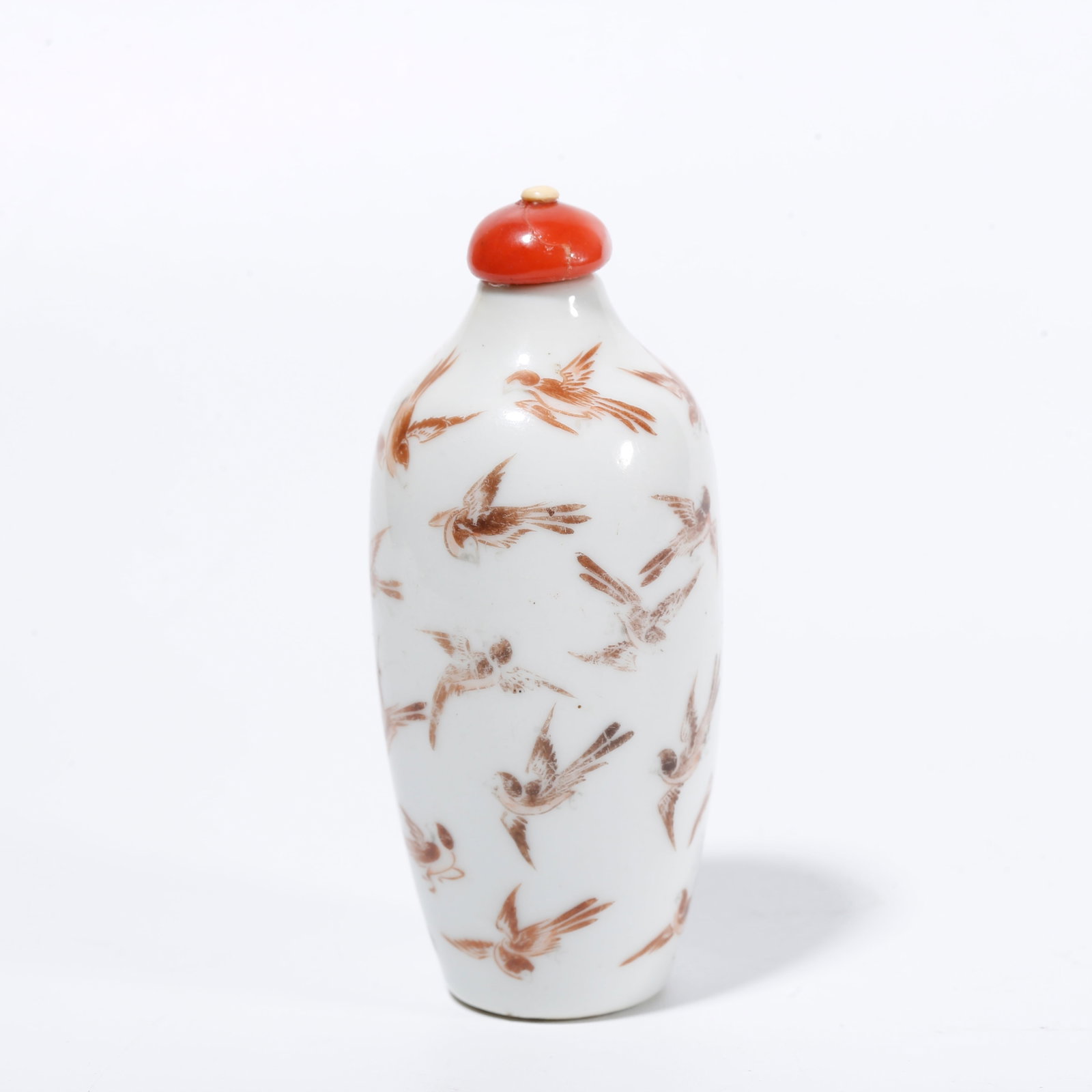 A FAMILLE ROSE SNUFF BOTTLE WITH BIRD MOTIFS (1 of 9)