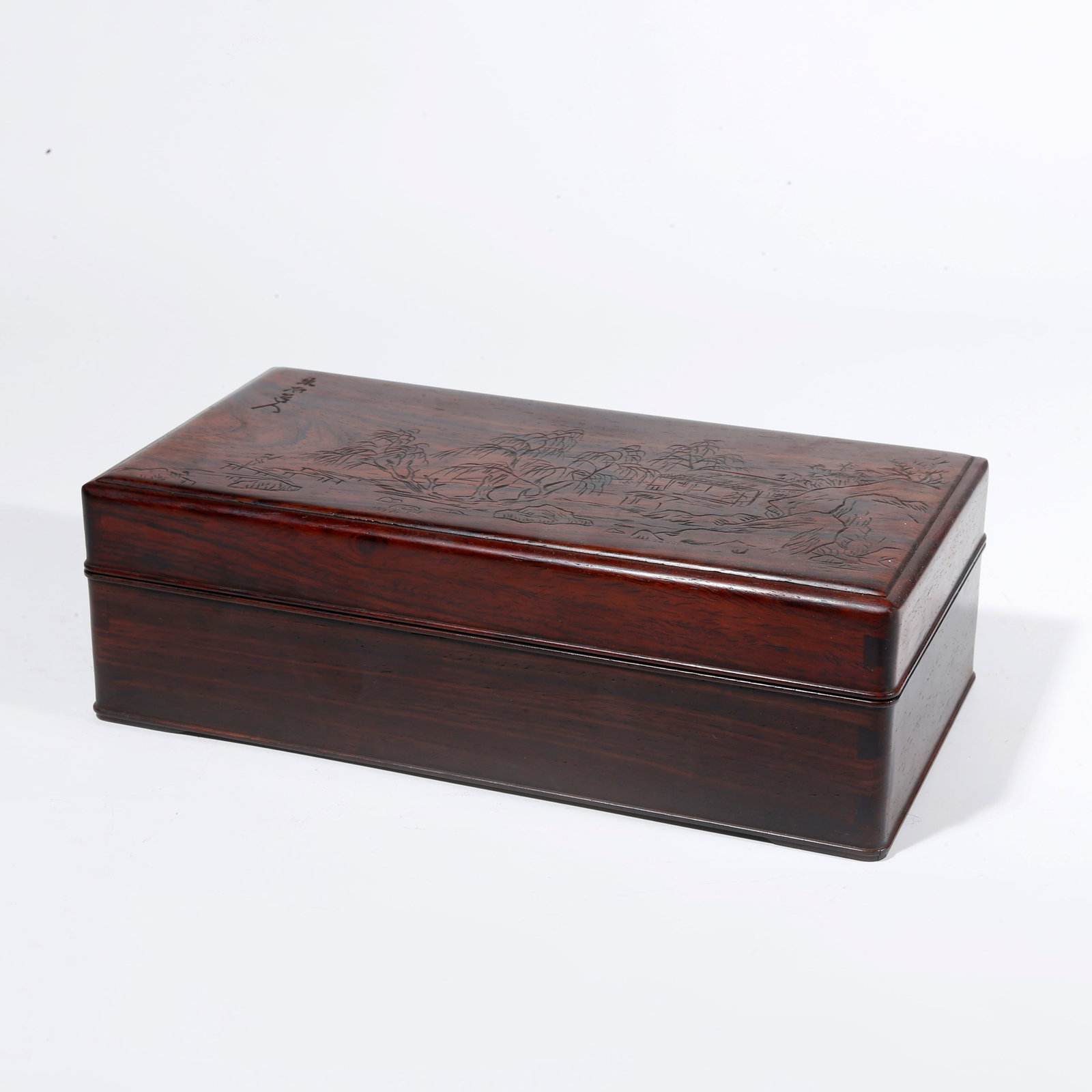 A RED SANDALWOOD CARVED COVERED BOX WITH LANDSCAPE PATTERN (1 of 9)