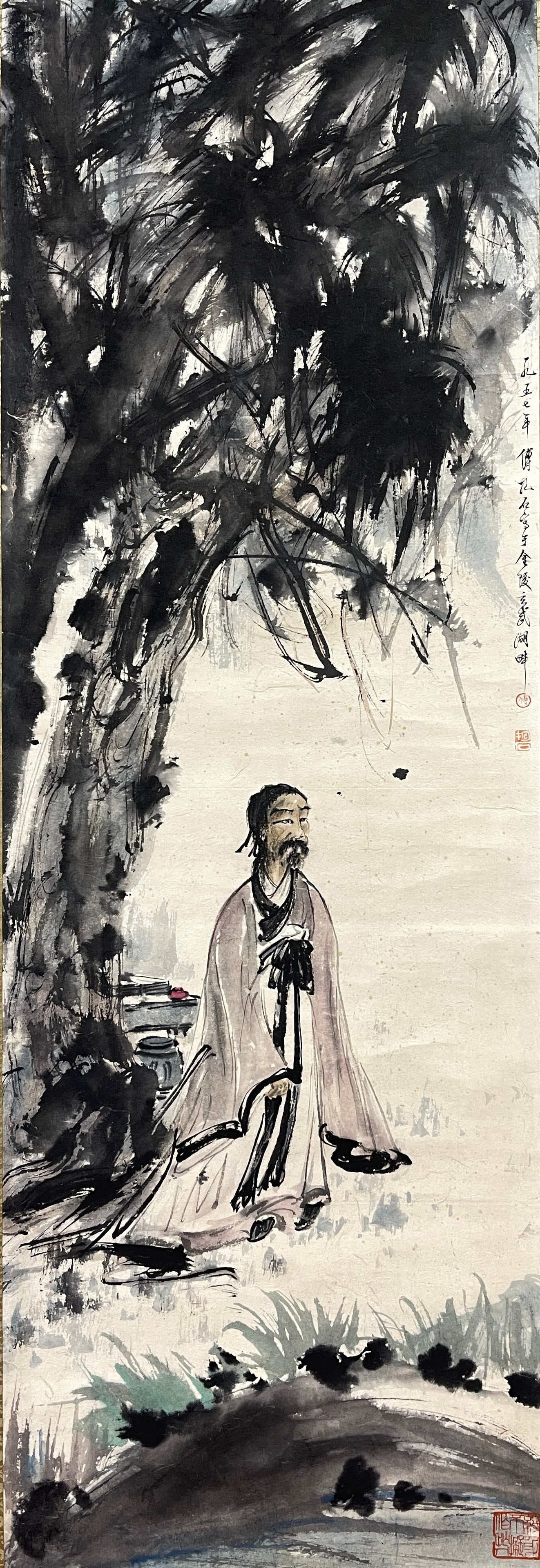 A VERTICAL SCROLL PINE WIND AND ELEGANT SCHOLAR PAINTING ON PAPER BY FU BAOSHI.傅抱 (1 of 11)