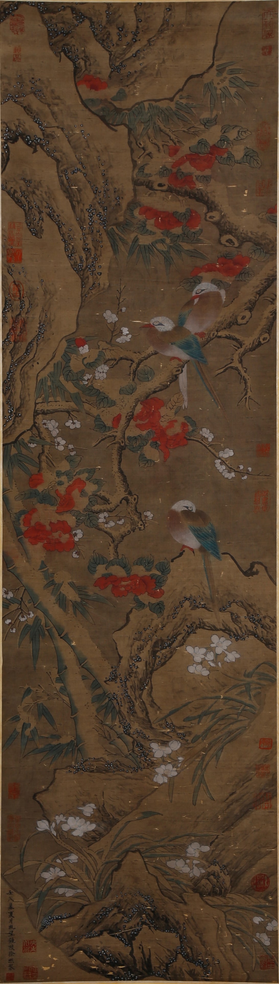 A FLOWER-AND-BIRD PAINTING ON SILK BY XU XI.徐熙 (1 of 9)