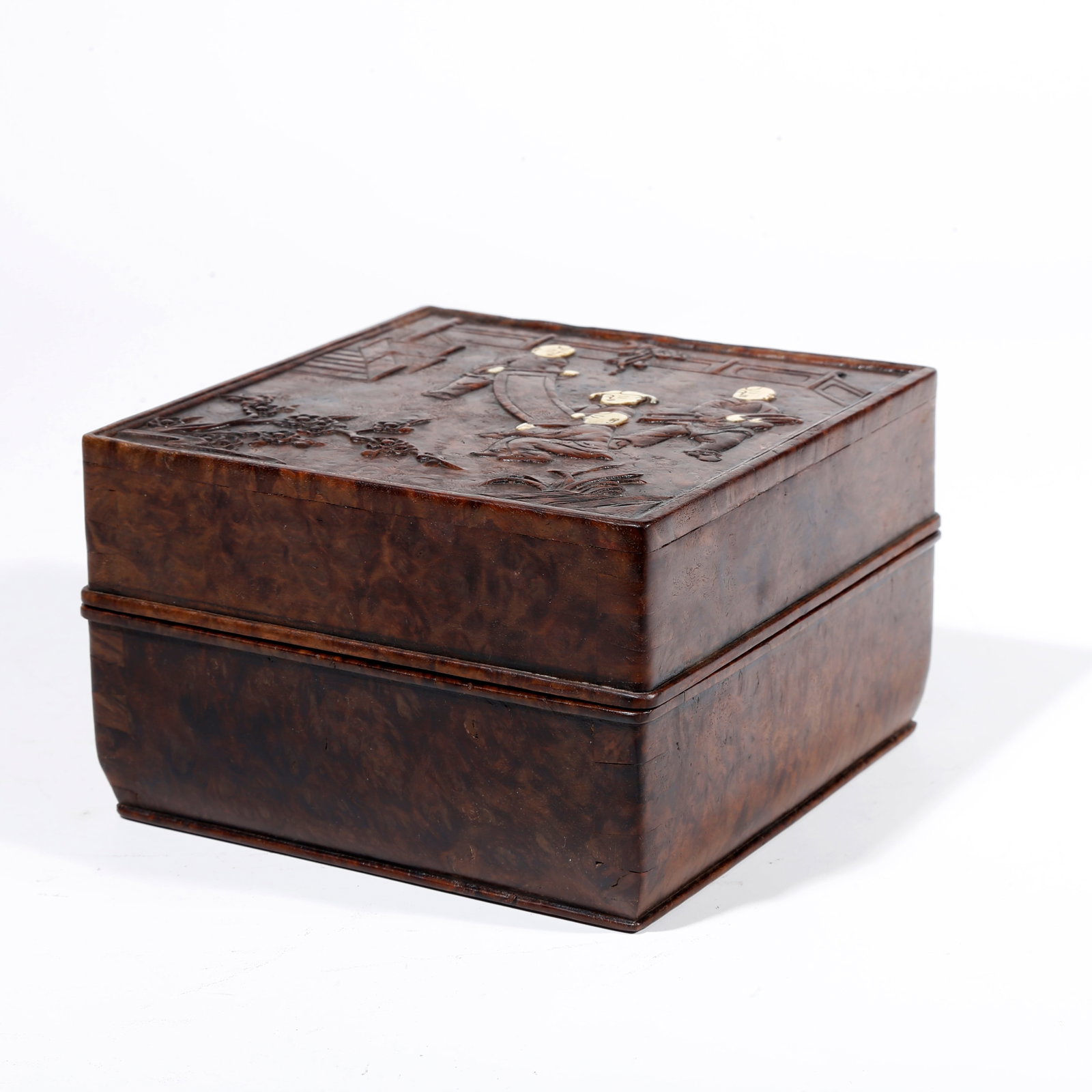 A BURL WOOD COVERED BOX WITH FIGURE STORY PATTERN (1 of 9)
