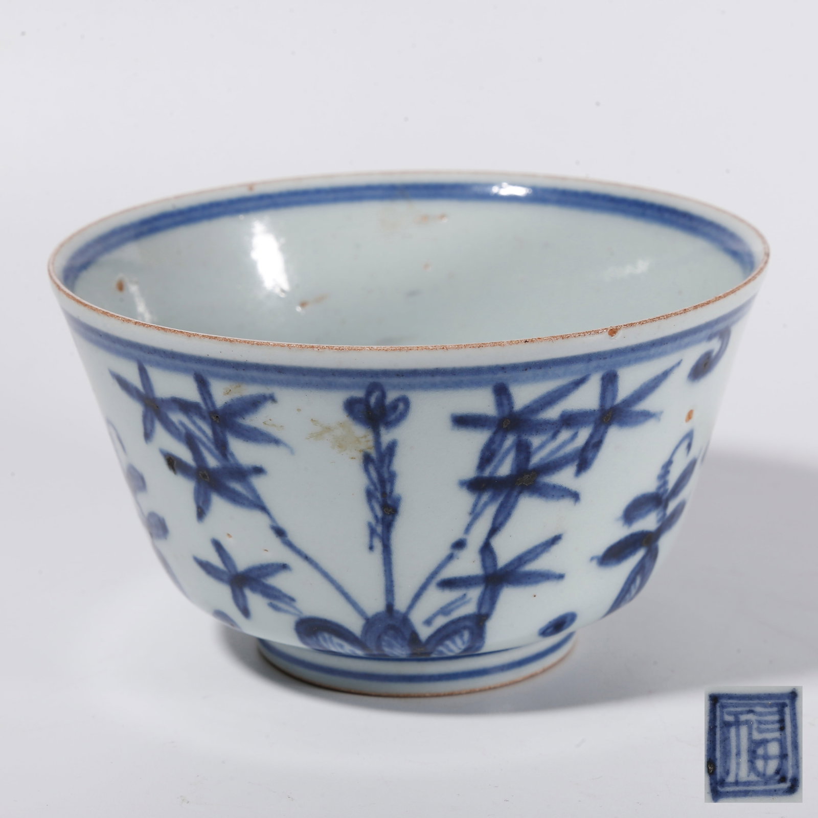 A BLUE AND WHITE BOWL WITH THREE FRIENDS OF WINTER SCENE (1 of 9)