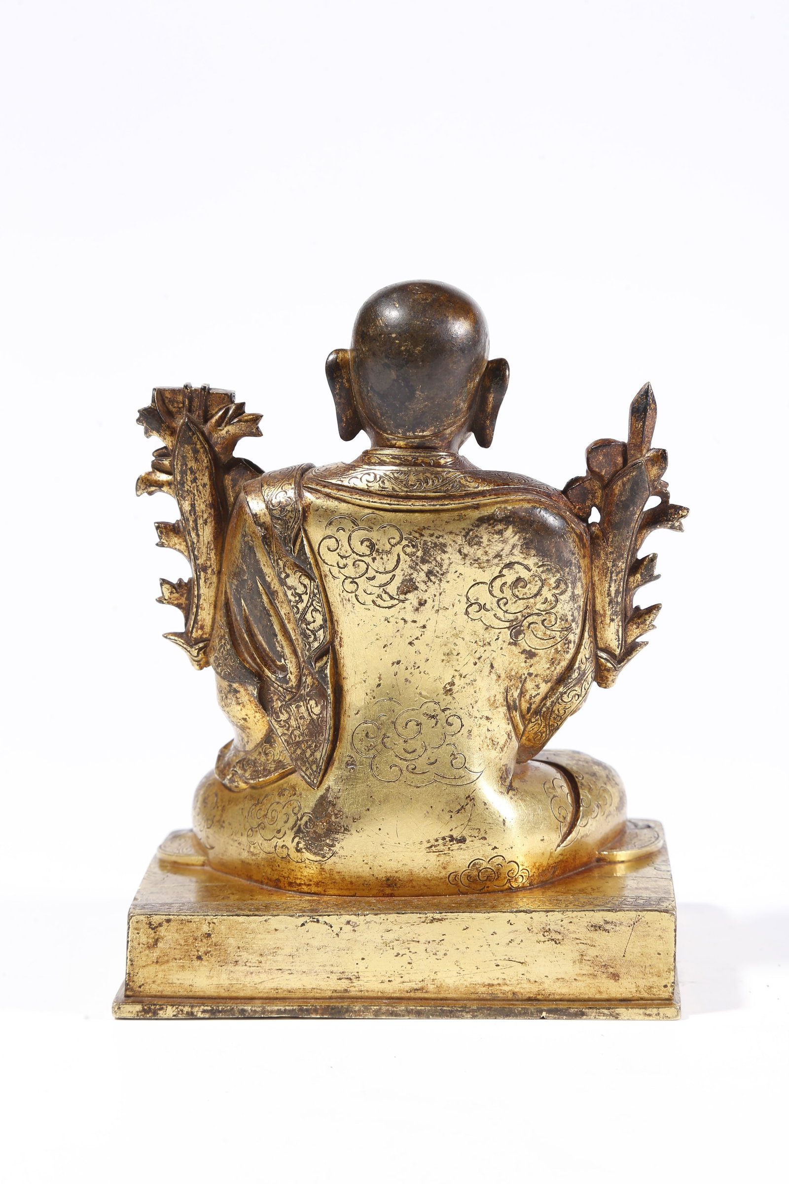 A GILT-BRONZE LAMA FIGURE - 5
