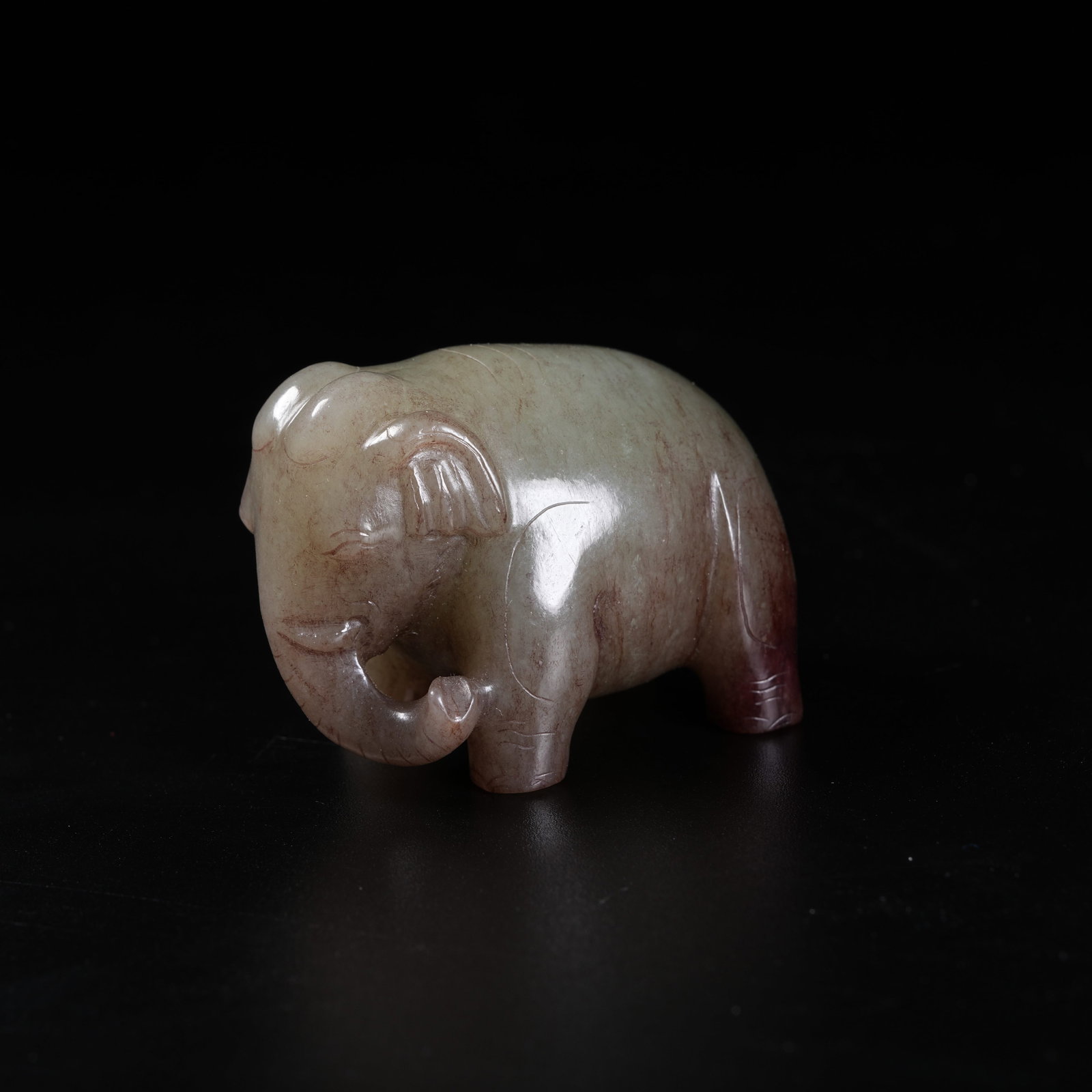 A ANCIENT JADE ORNAMENT OF PEACE WITH ELEPHANT (1 of 8)