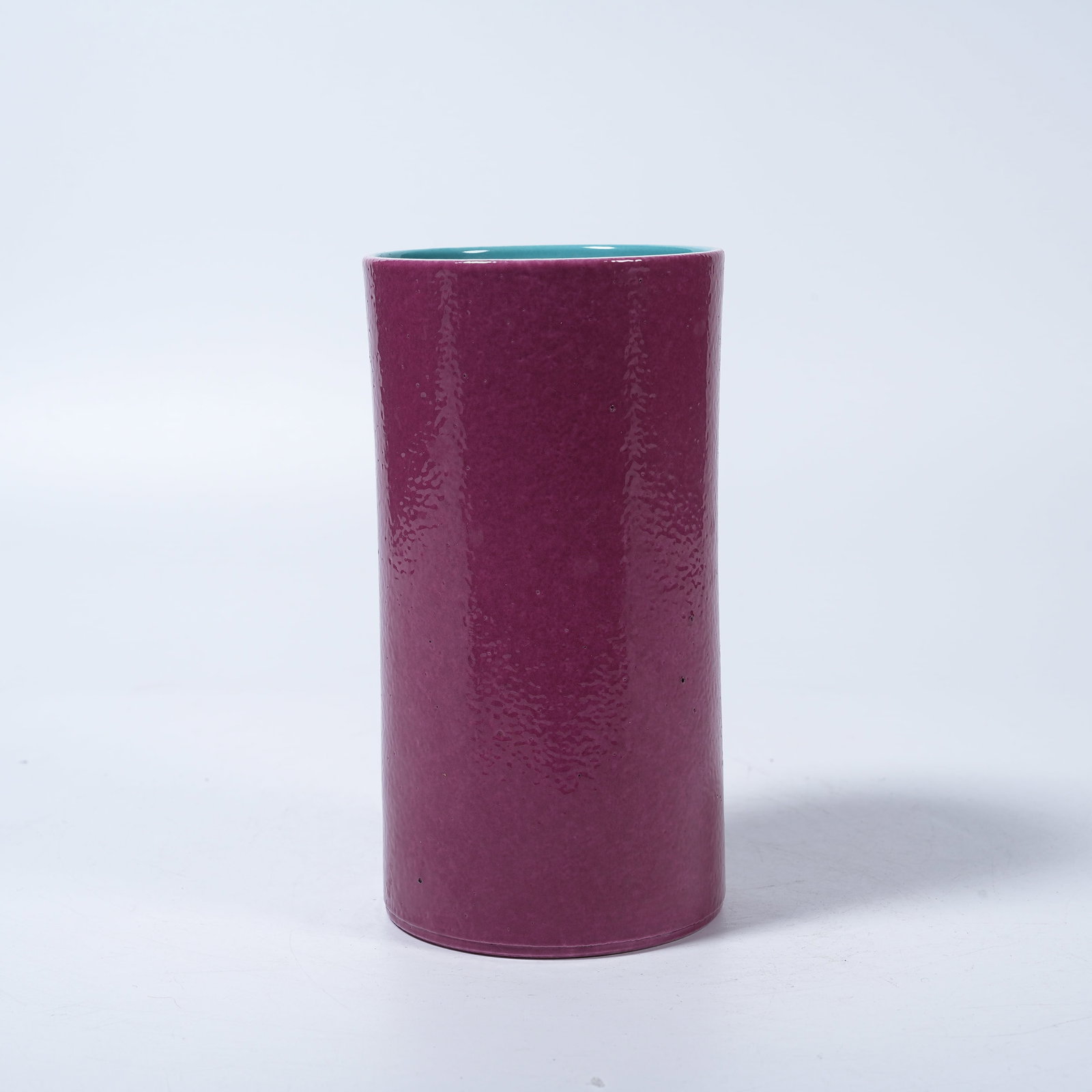 A CRIMSON GROUND BRUSH POT (1 of 9)