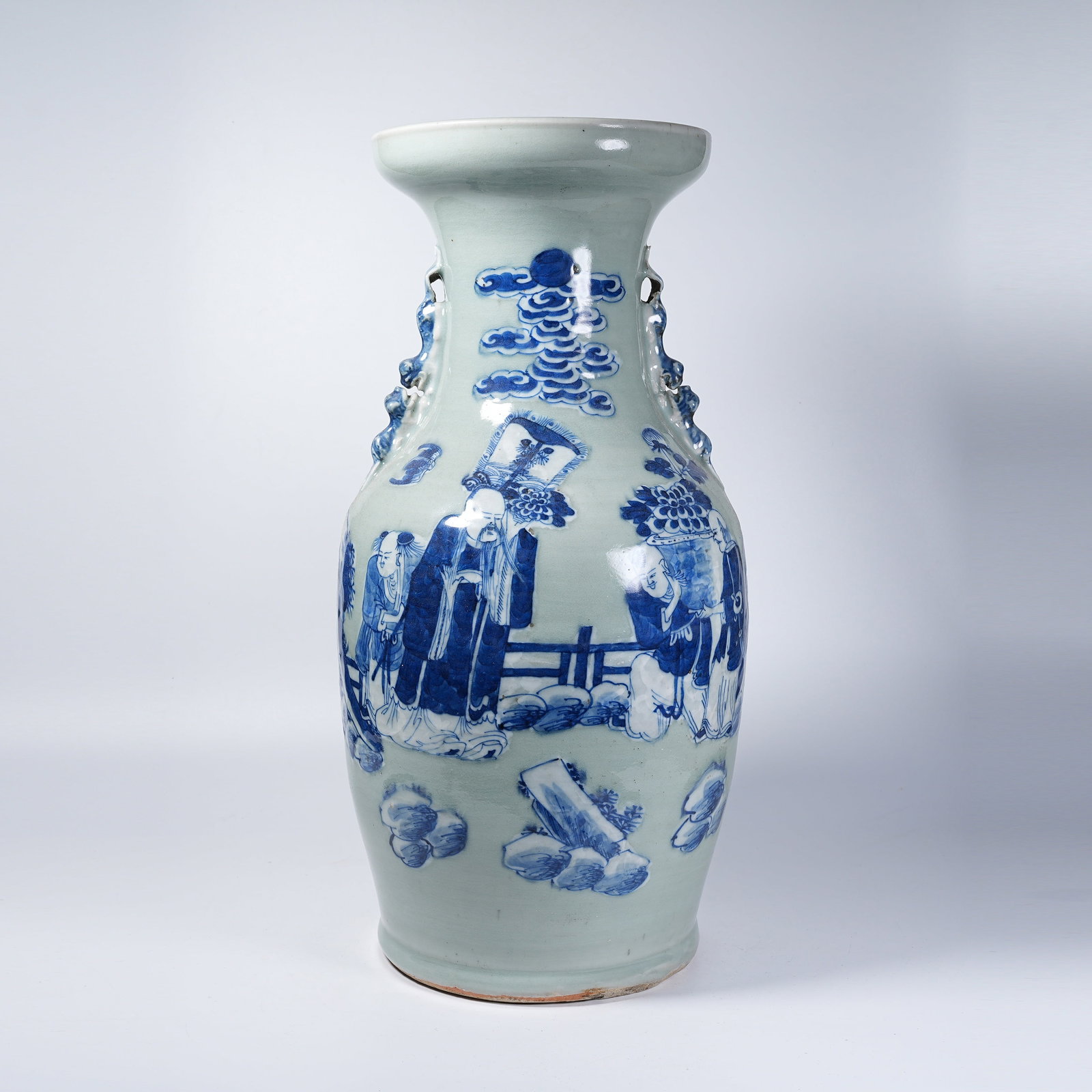 A DECORATIVE VASE WITH BLUE AND WHITE NARRATIVE FIGURE PATTERN (1 of 9)