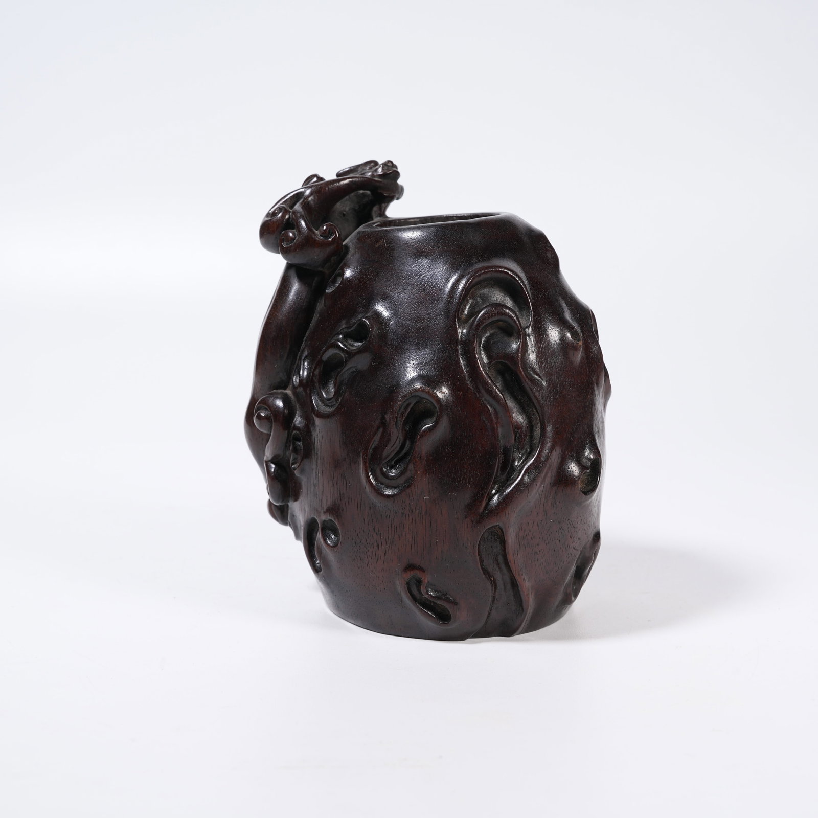 A RED SANDALWOOD WATER VESSEL WITH CHILONG PATTERNS (1 of 9)