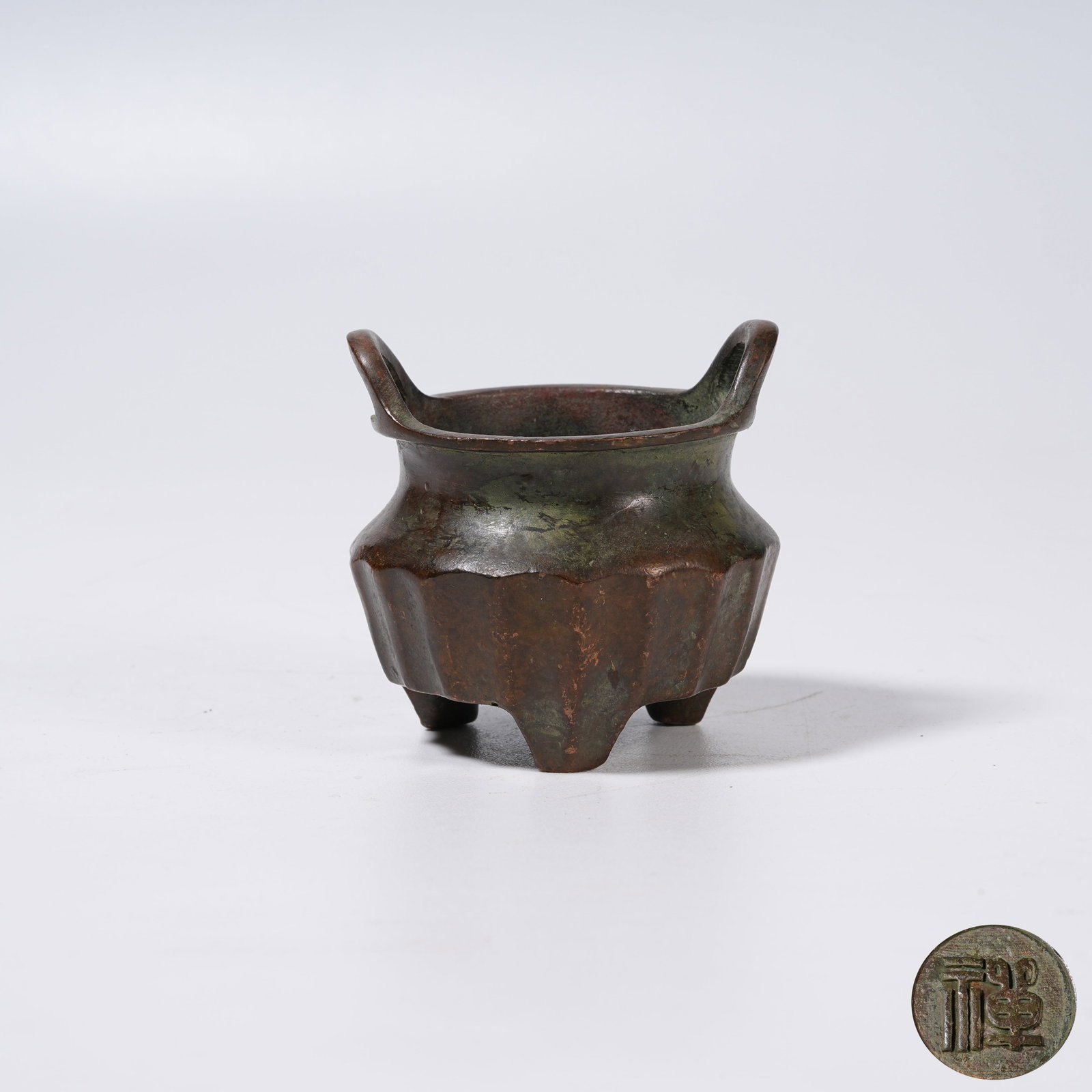 A BRONZE TRIPOD CENSER (1 of 9)