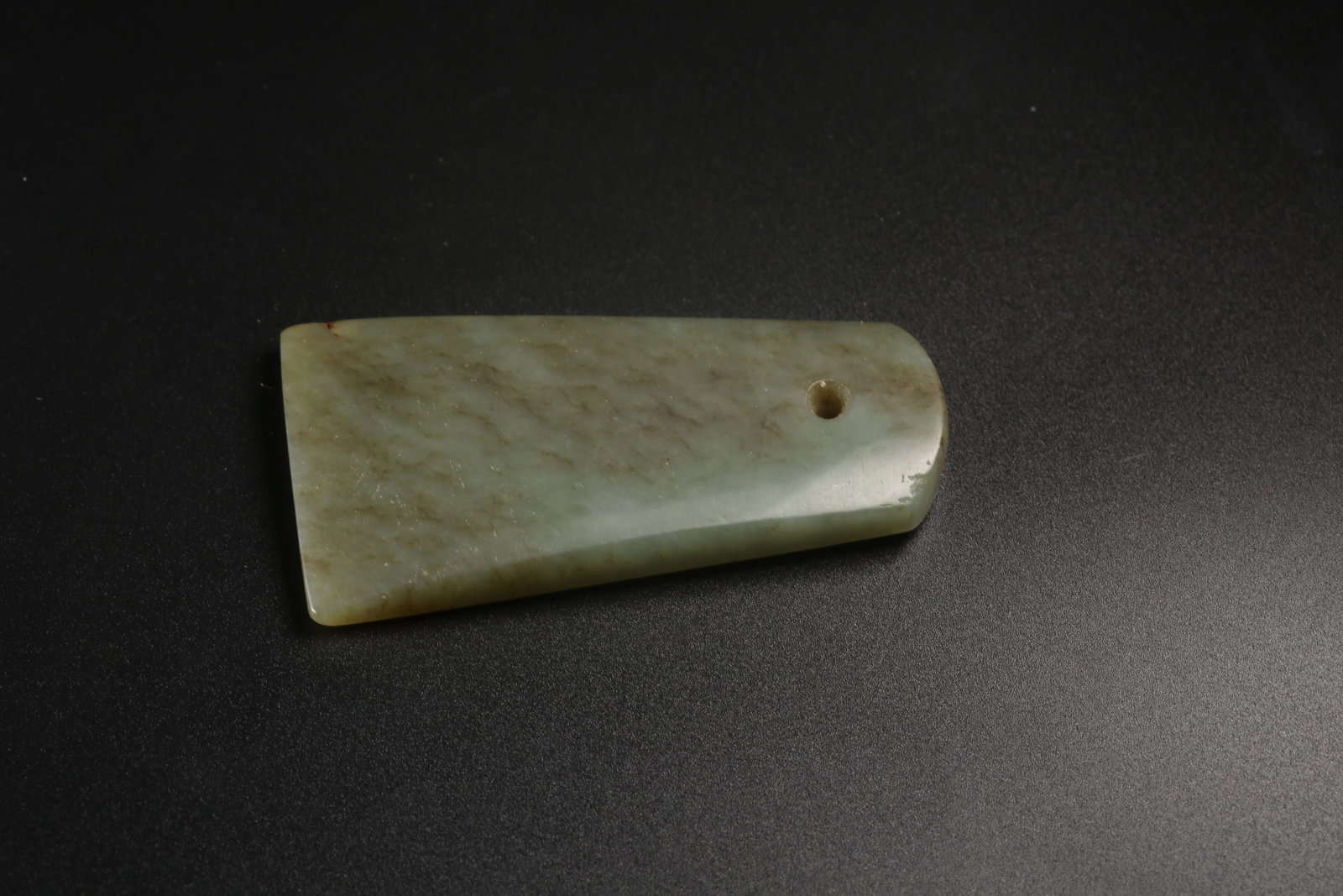 A ARCHAIC JADE AXE - 4