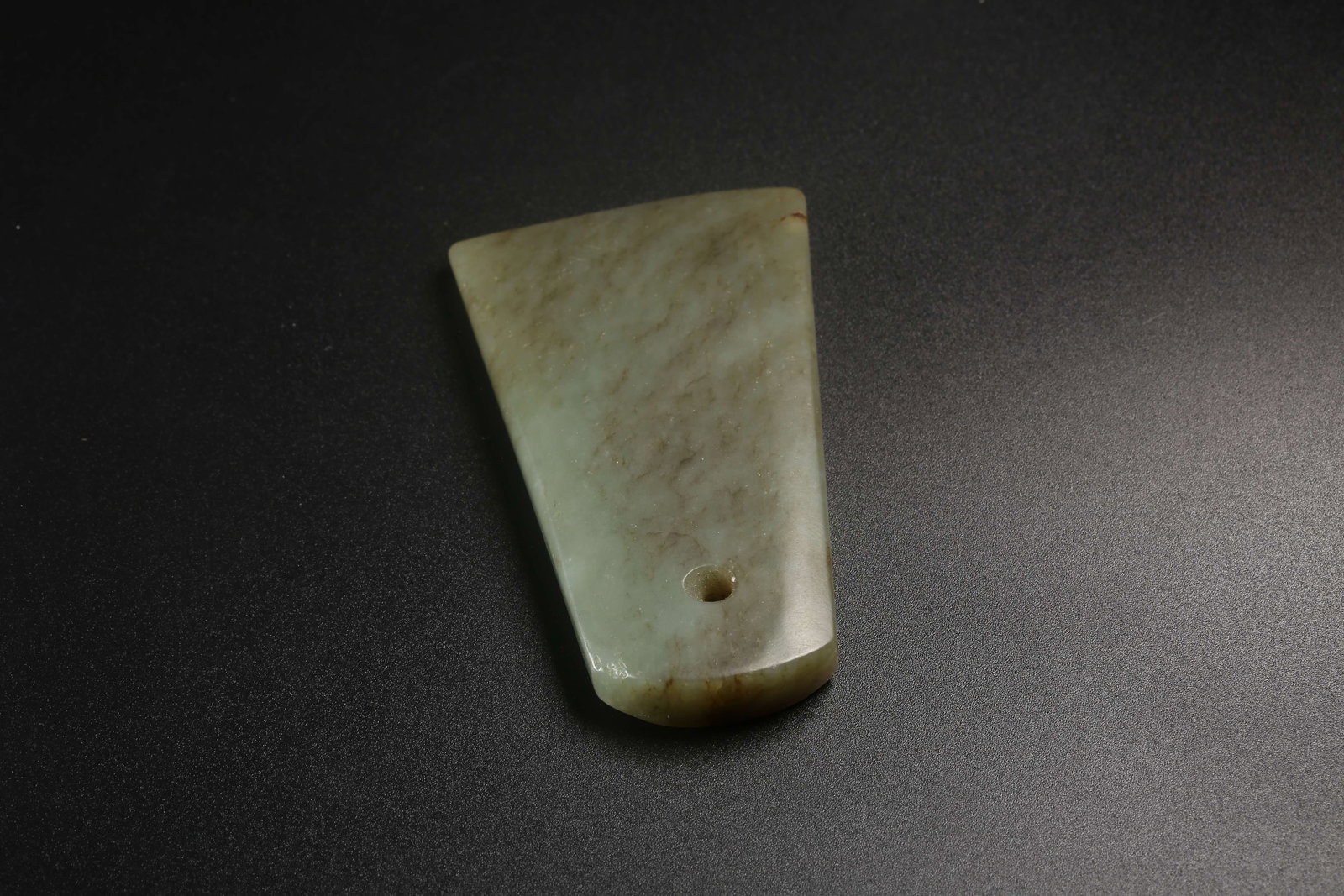 A ARCHAIC JADE AXE - 7