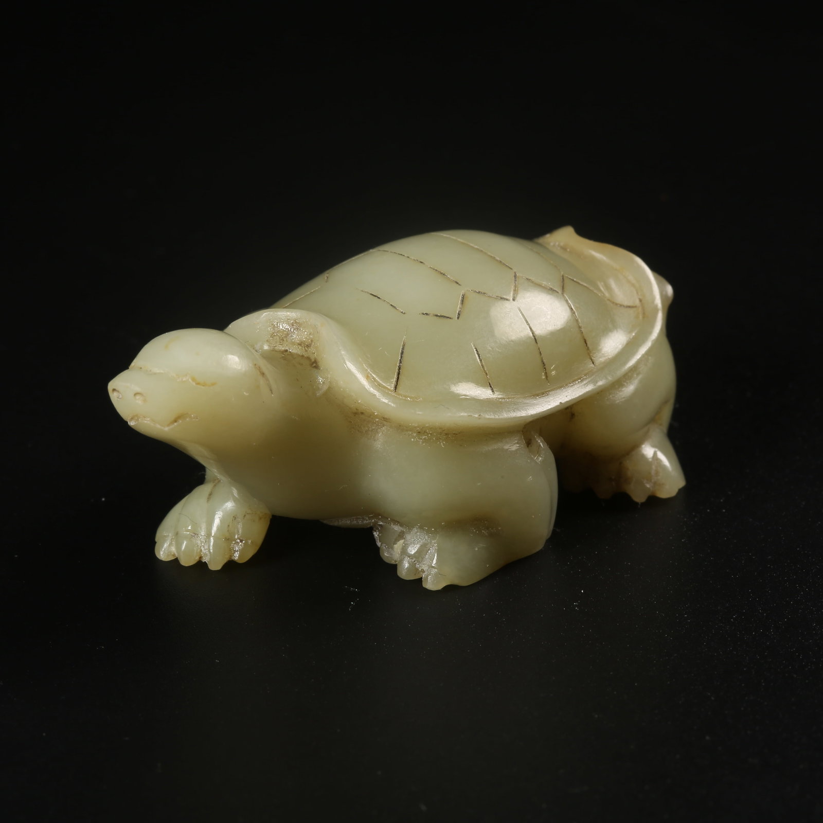 A HETIAN JADE TURTLE CARVING (1 of 8)