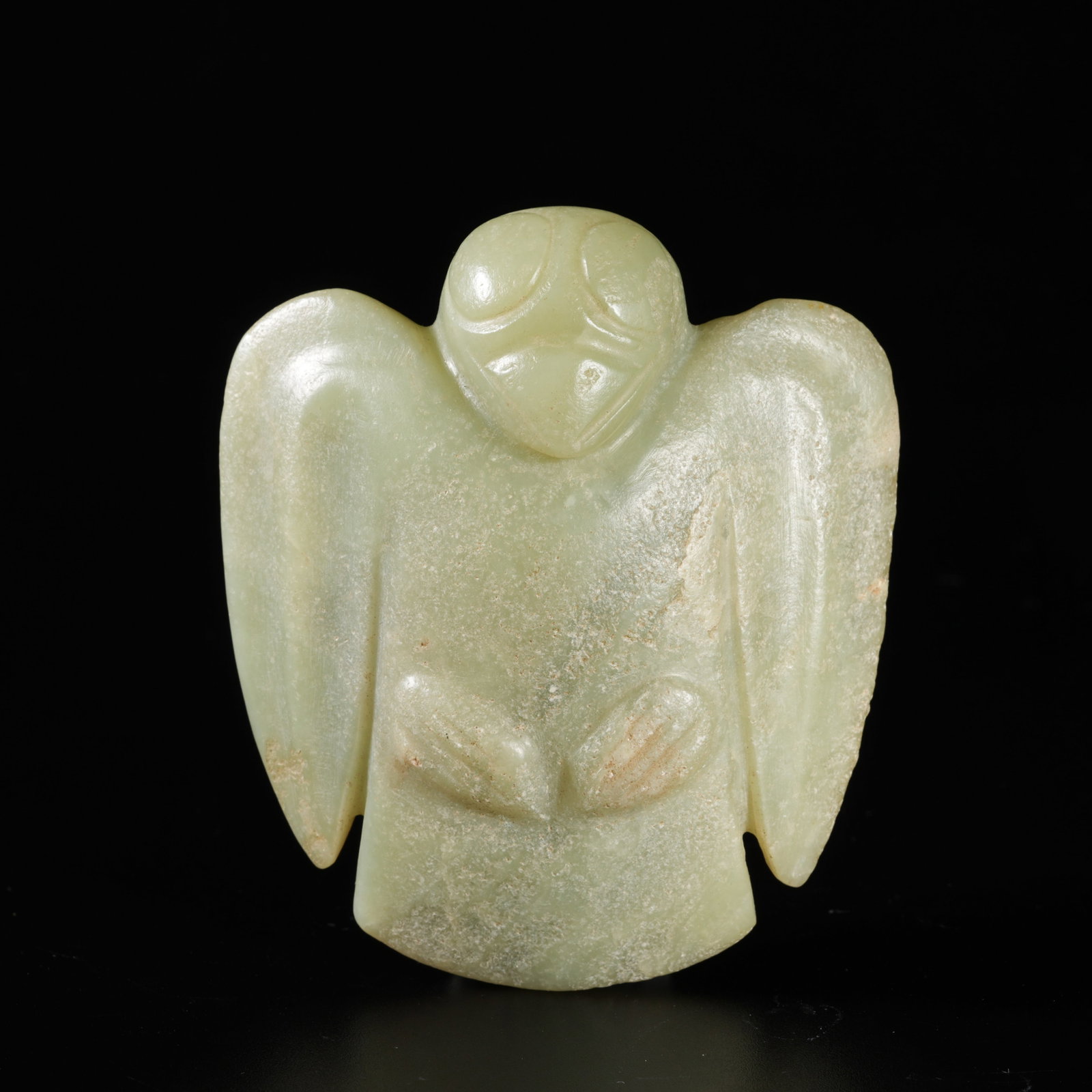A ARCHAIC JADE CARVED OWL (1 of 9)