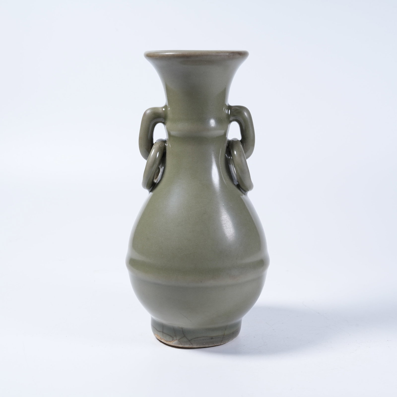 A TWO-EARED VASE OF LONGQUAN KILN: Two-Eared Vase of Longquan Kiln