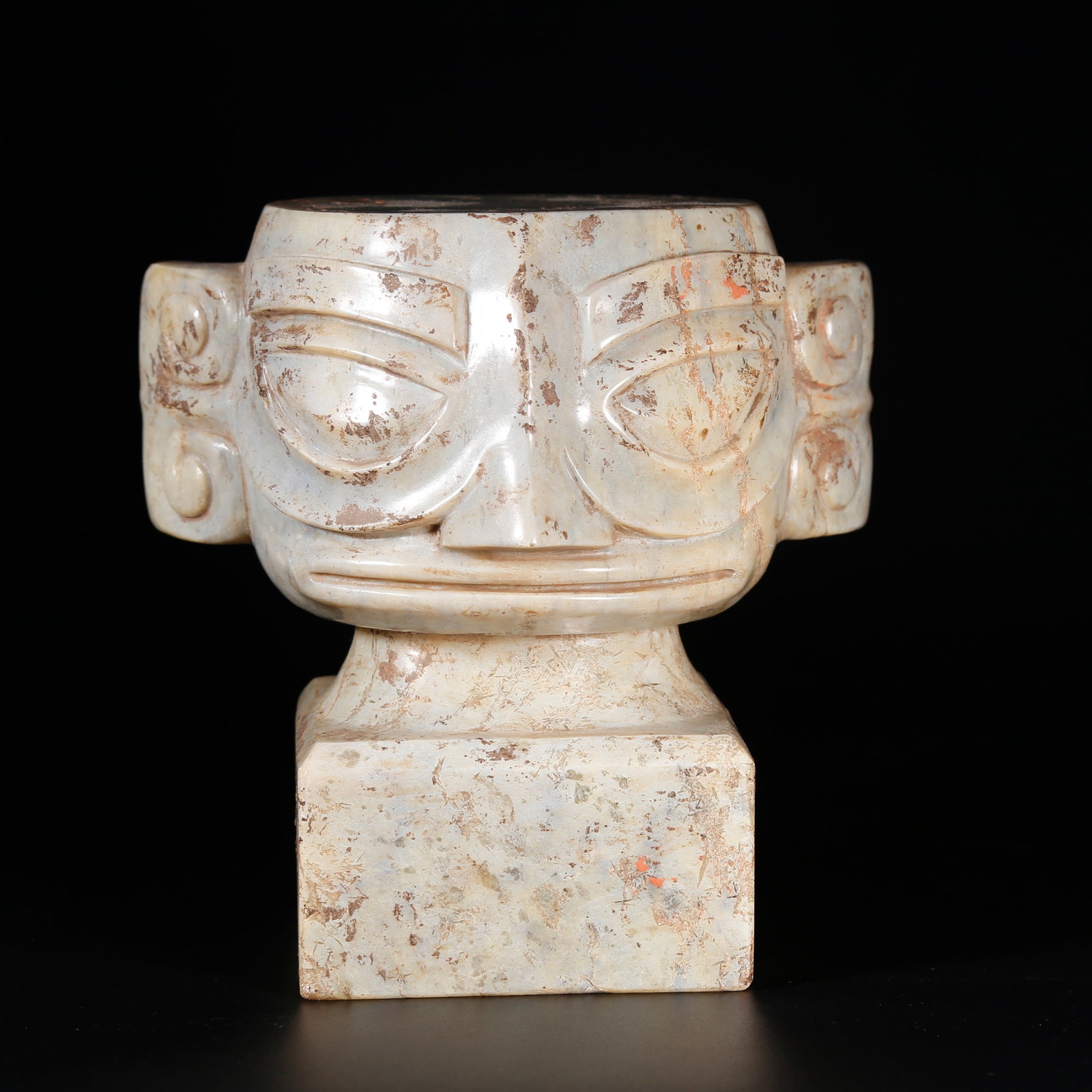 A ANCIENT JADE ORNAMENT: Ancient Jade Ornament
