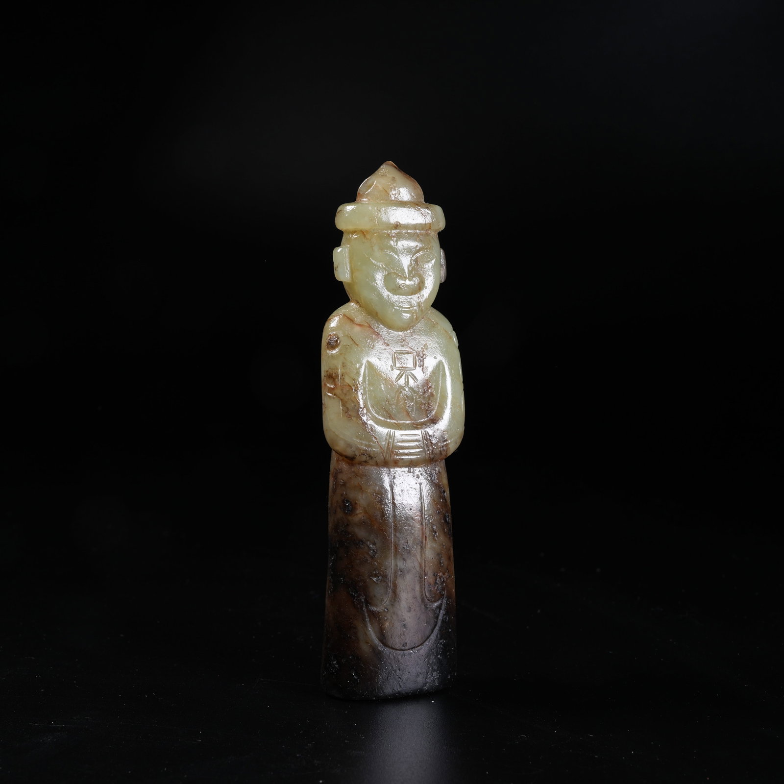 A ANCIENT JADE DIVINE FIGURE PENDANT (1 of 9)